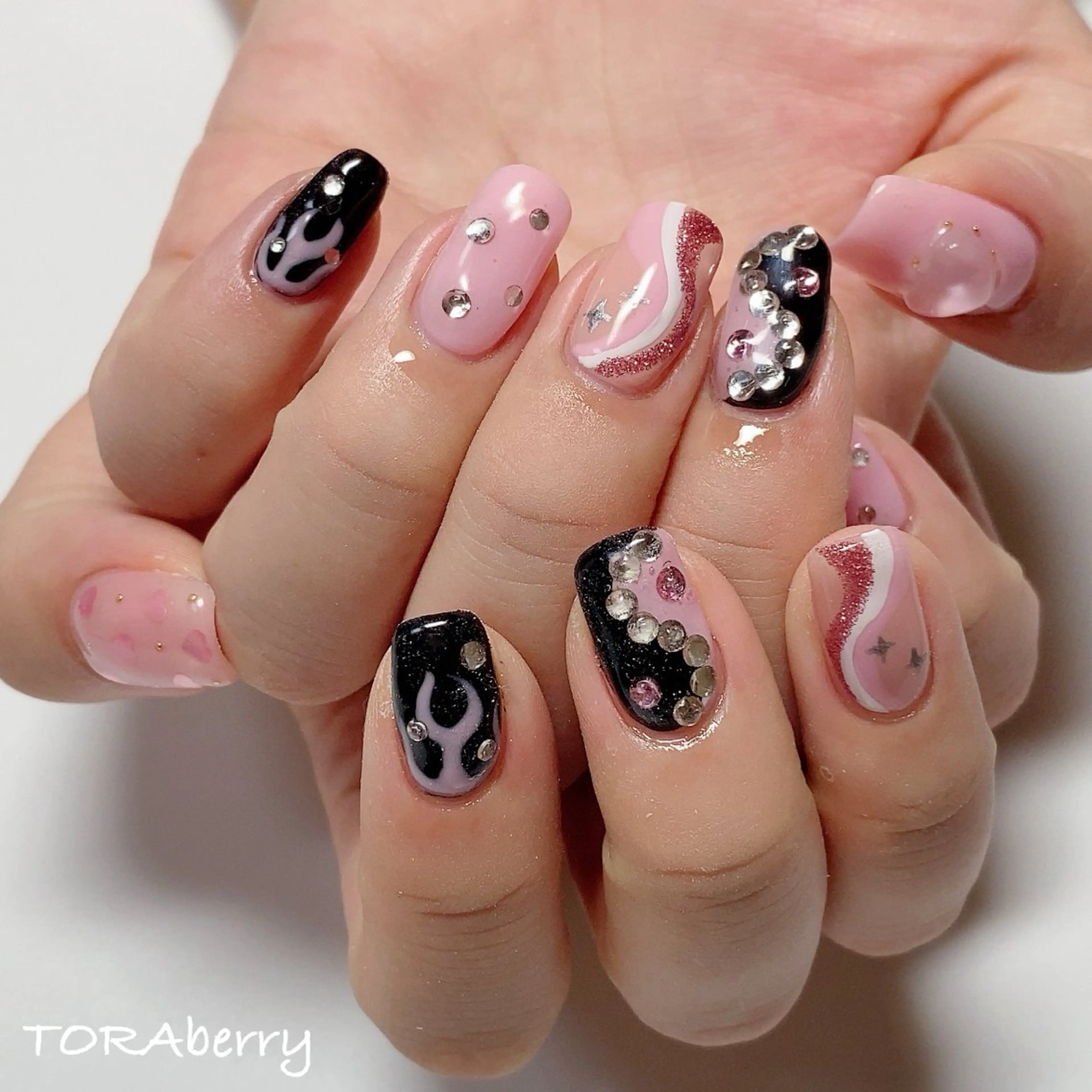 ネイル ハンドネイル ネイリスト なつみのネイルデザイン