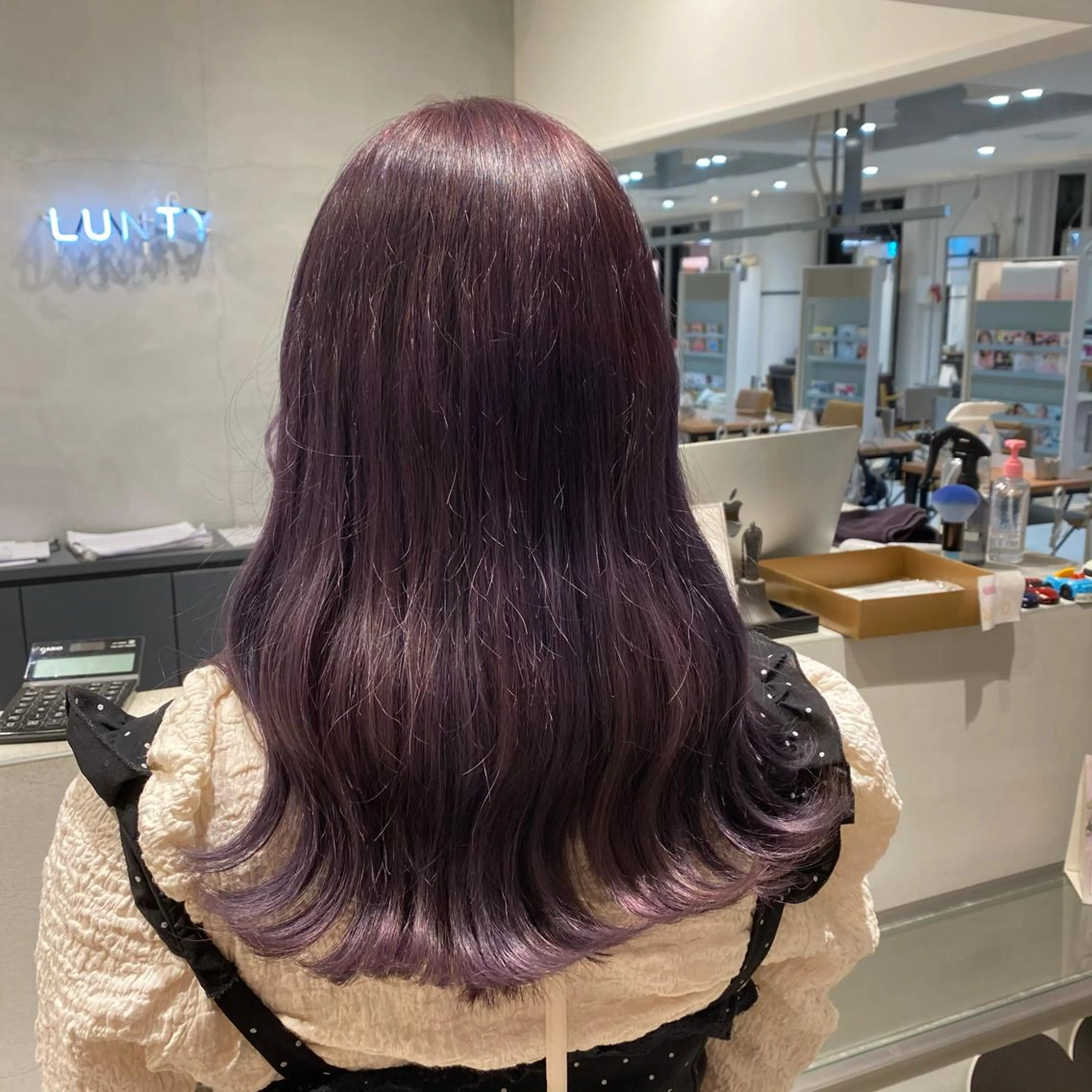 ロング カラー MOE🐈‍⬛🎀 エクステ/ワンホンのヘアスタイル