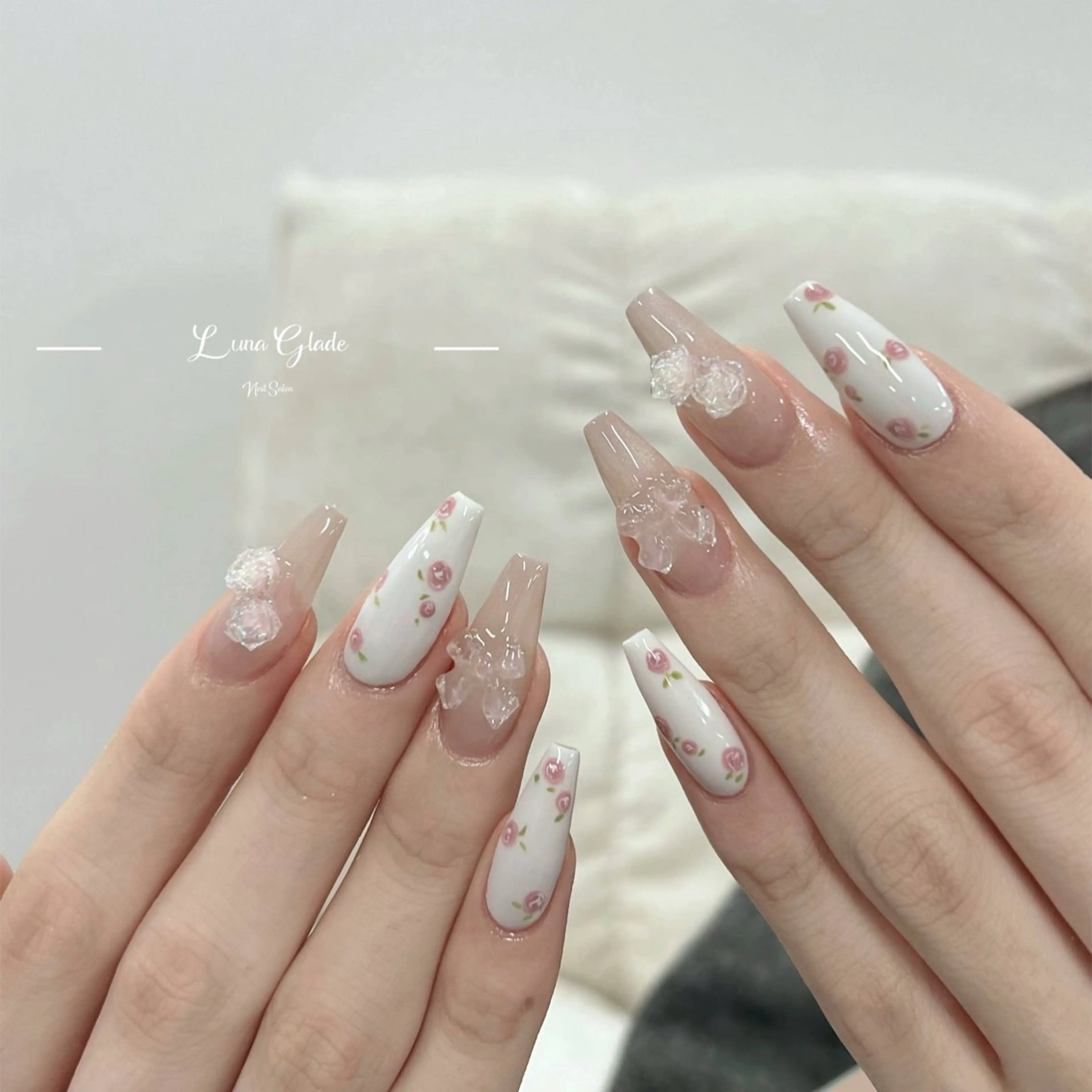 ネイル ハンドネイル Luna Glade Nail Salon所属・Luna Gladeのネイルデザイン