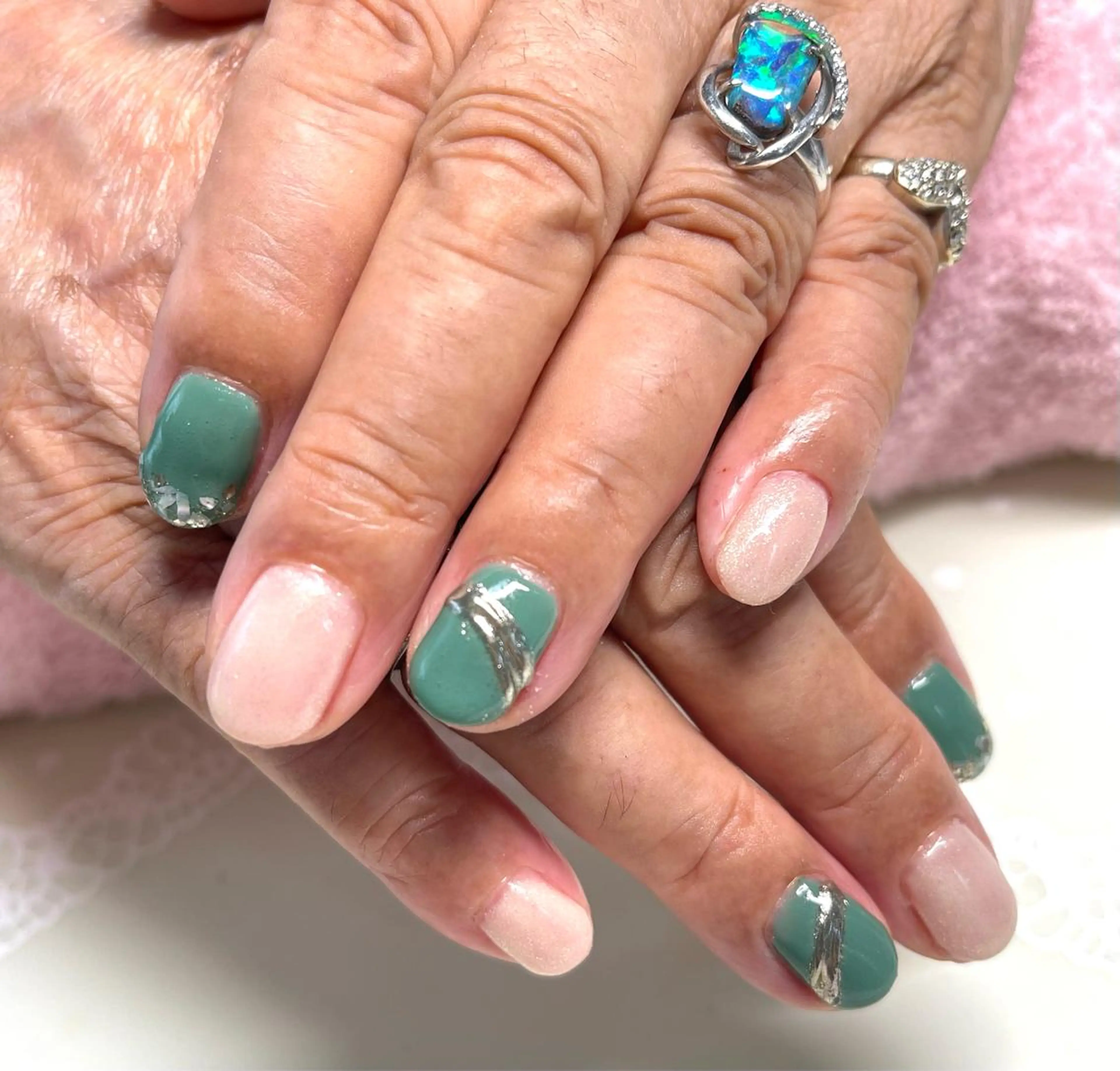 ネイル Flora nailのネイルデザイン