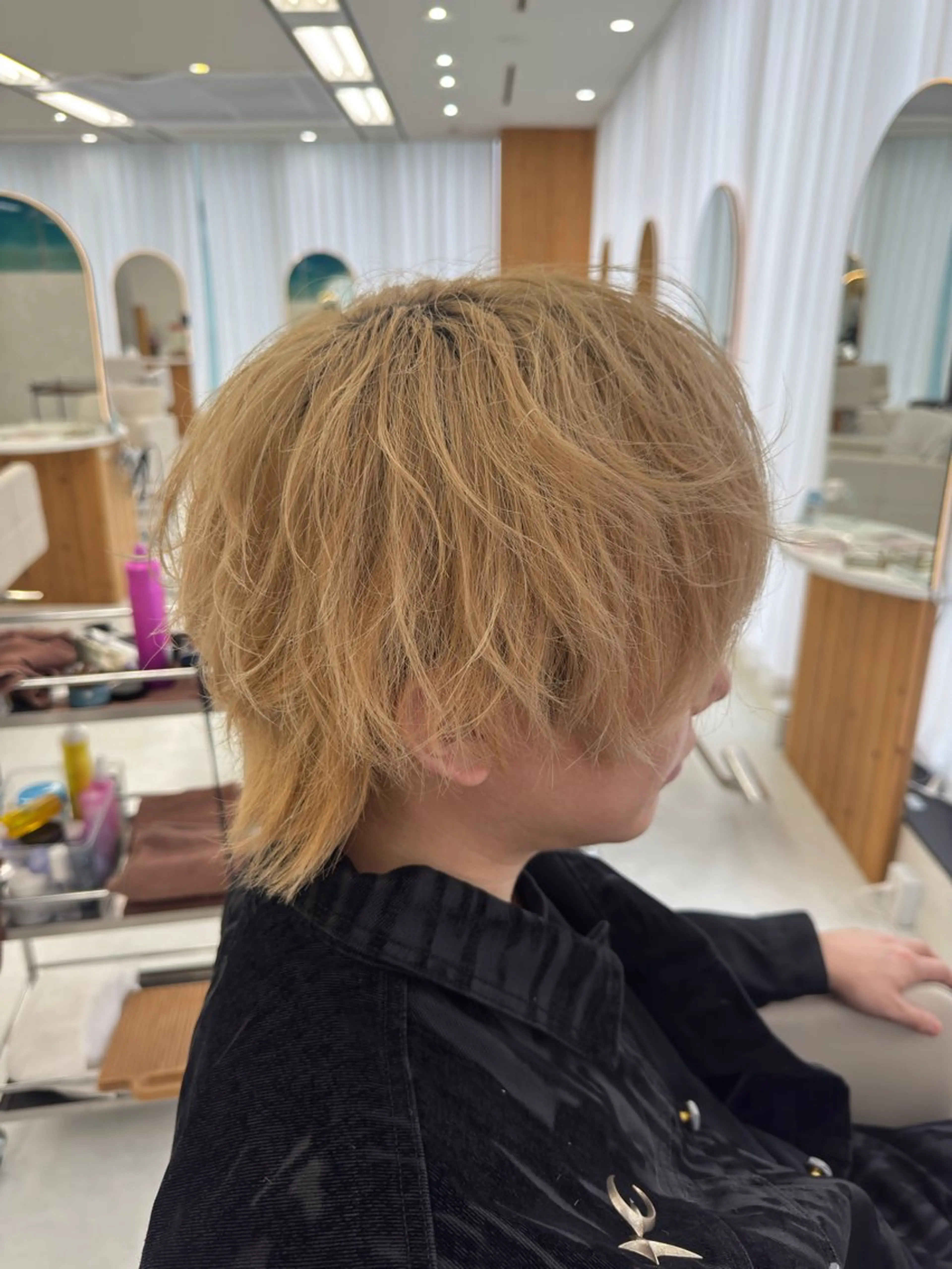 カラー メンズ ベージュカラー ミルクティーベージュ ヘアカラー RYOMA 心斎橋メンズ特化のヘアスタイル