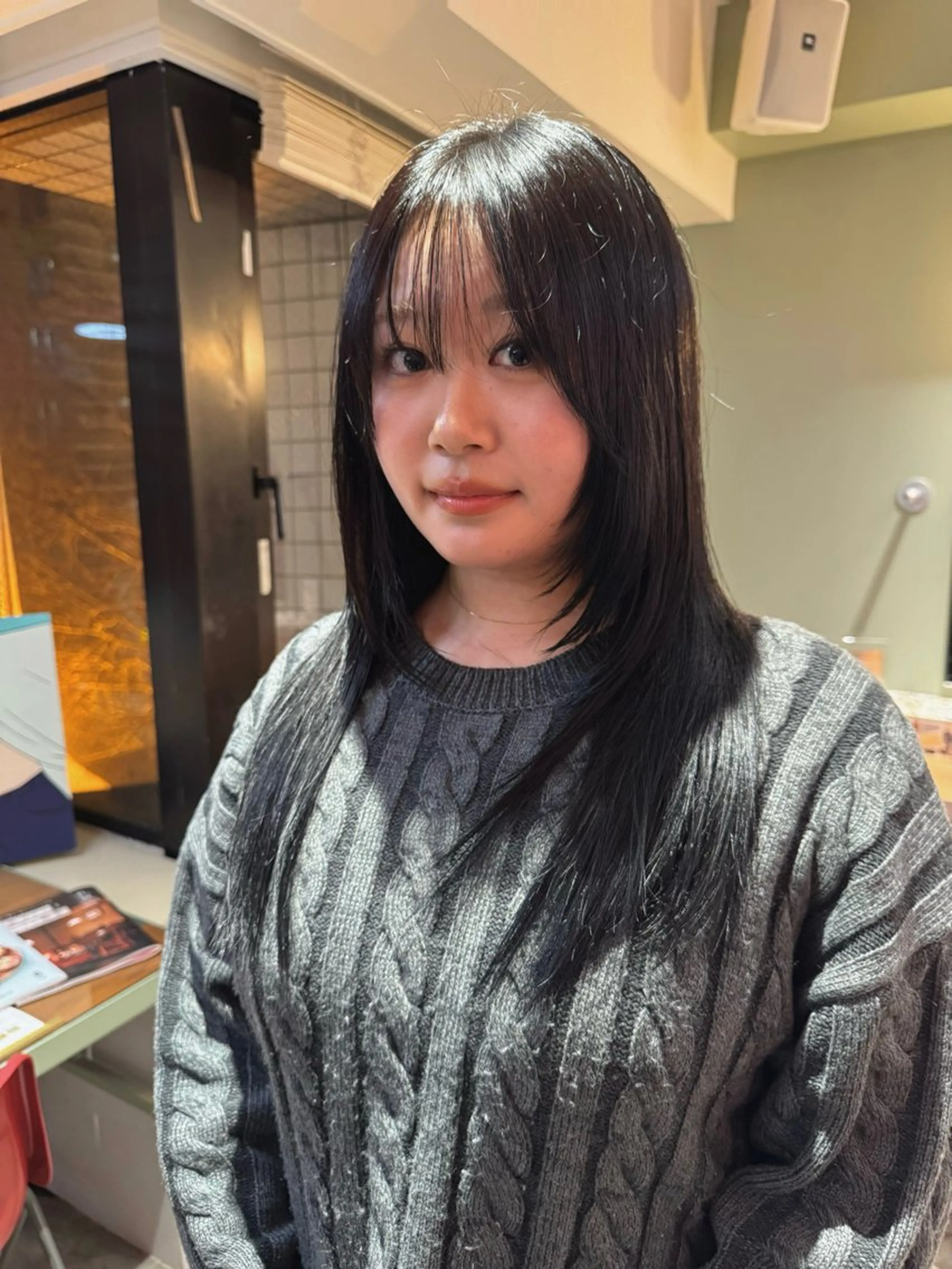 セミロング カラー ヘアカラー ROSTAR セイゴのヘアスタイル