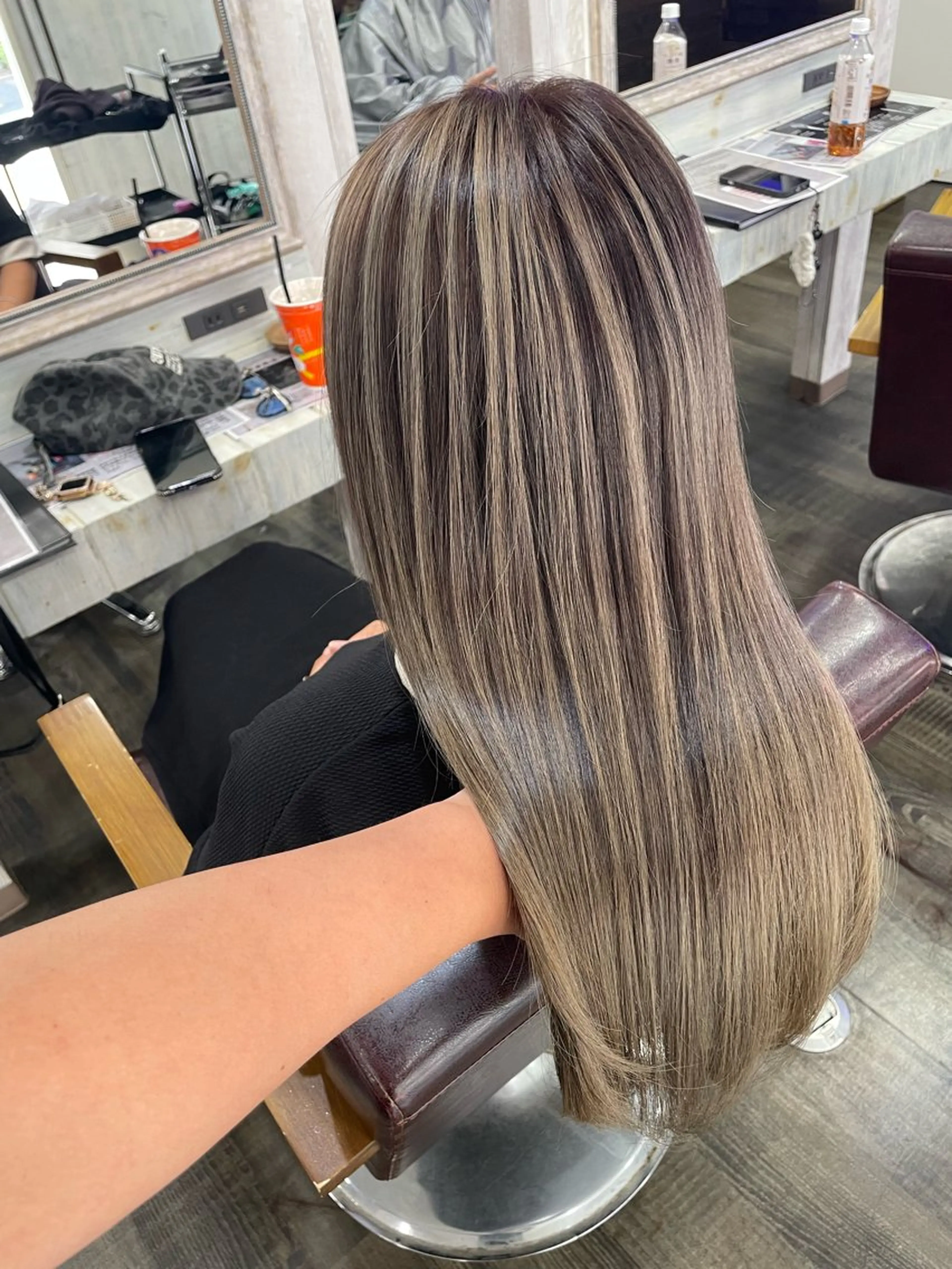 セミロング レイヤーカット カット ヘアカラー トリートメント LOCO/ Koukiのヘアスタイル