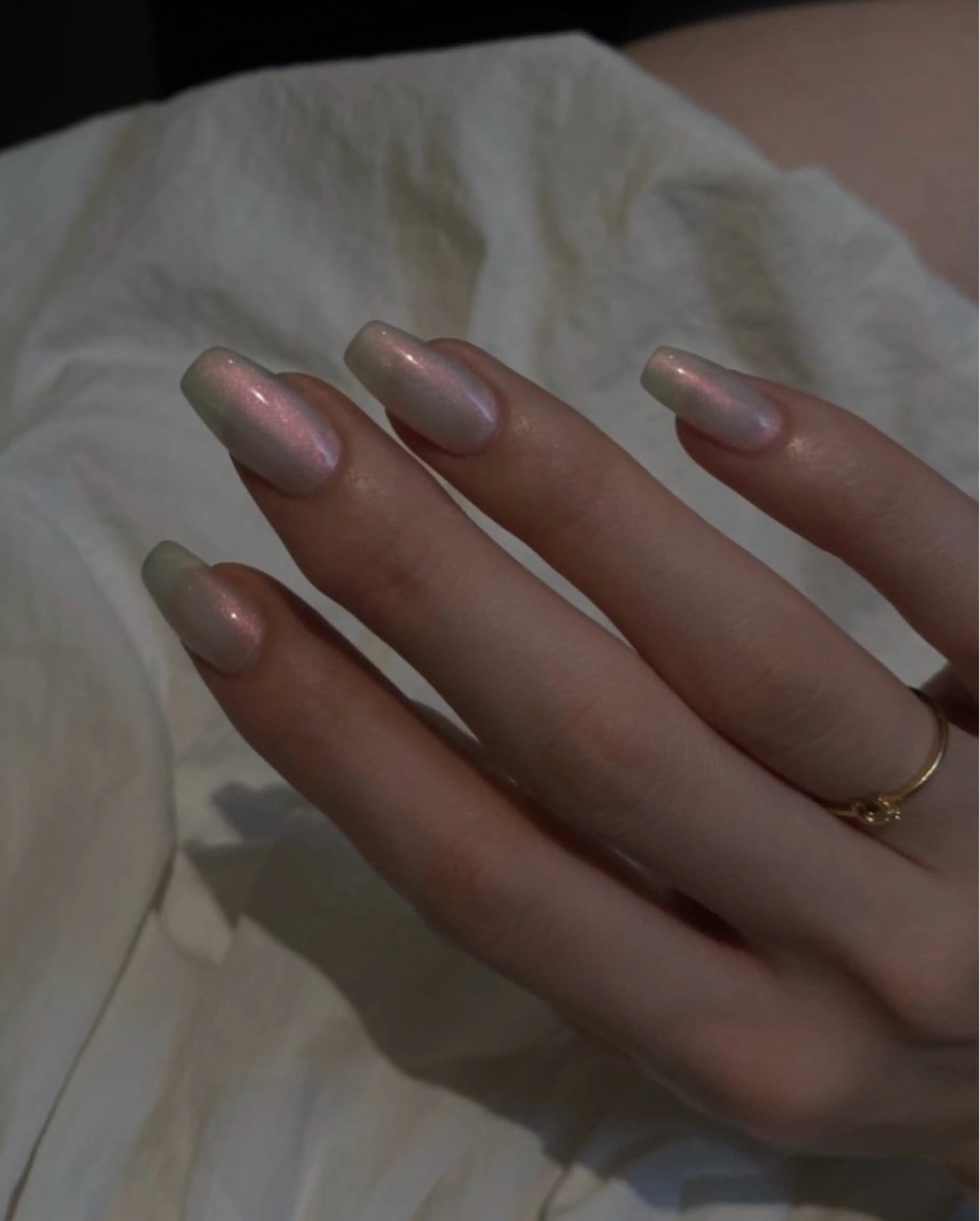 ネイル アートネイル 韓国ネイル ニュアンスネイル ぷっくりネイル ハンドネイル ハンドケア hina .のネイルデザイン