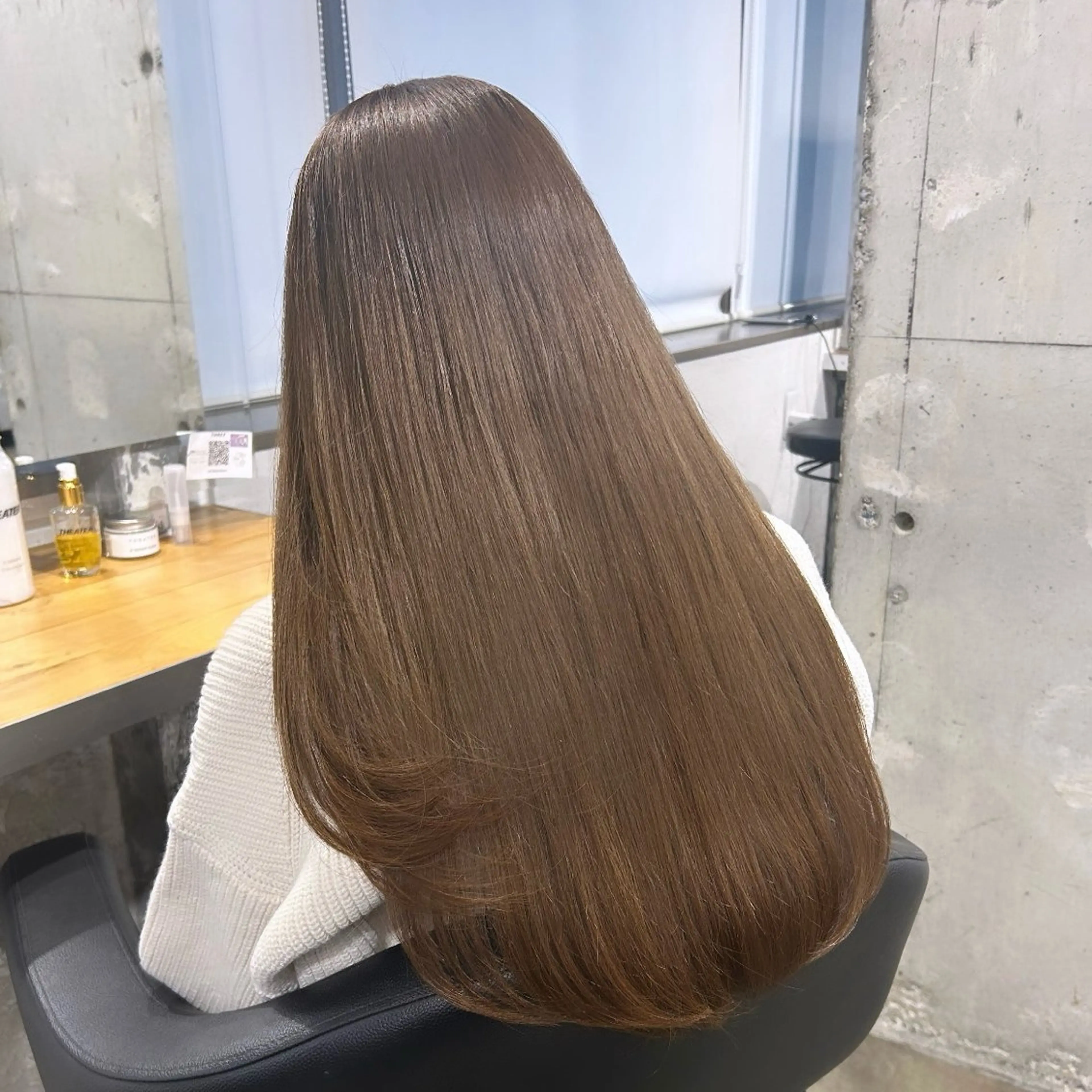 セミロング IS所属・横浜美容室/透明感 カラー/レイヤーのヘアスタイル