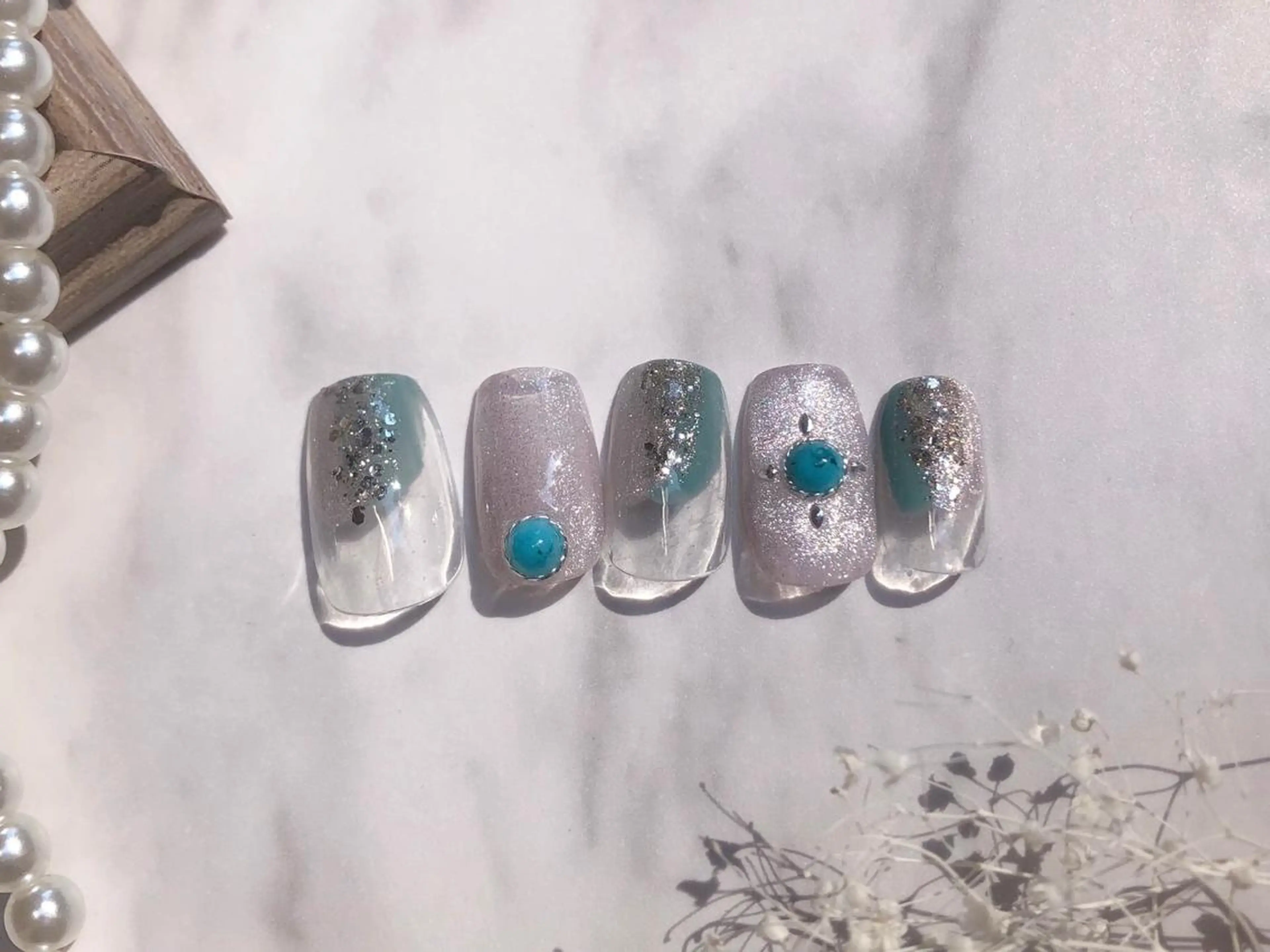 ネイル ハンドネイル ネイルPetit Ribbonのネイルデザイン