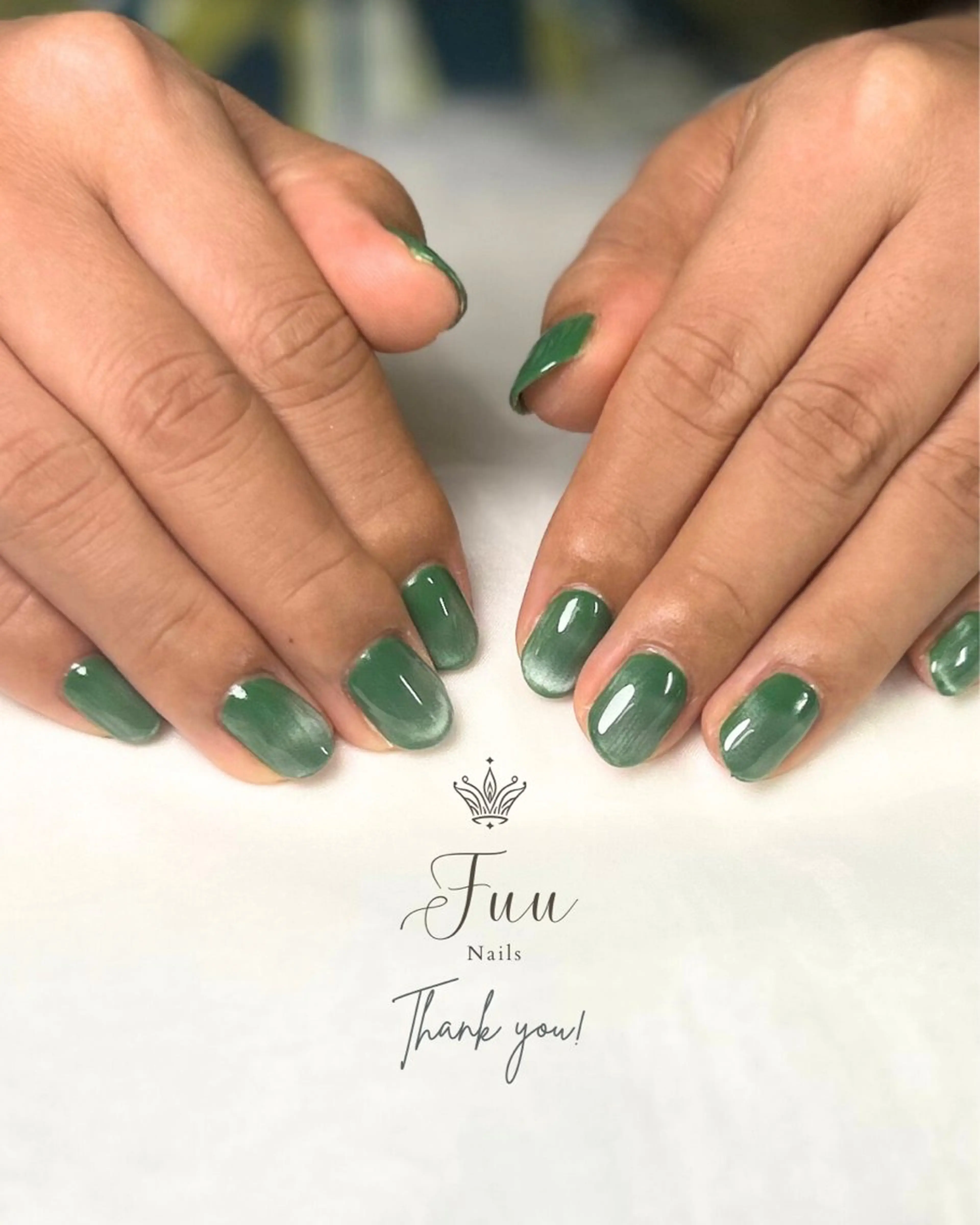 ネイル ジェルネイル グリーン マグネットネイル ワンカラーネイル シンプルネイル 犬のいるネイルサロン Fuu nailsのネイルデザイン