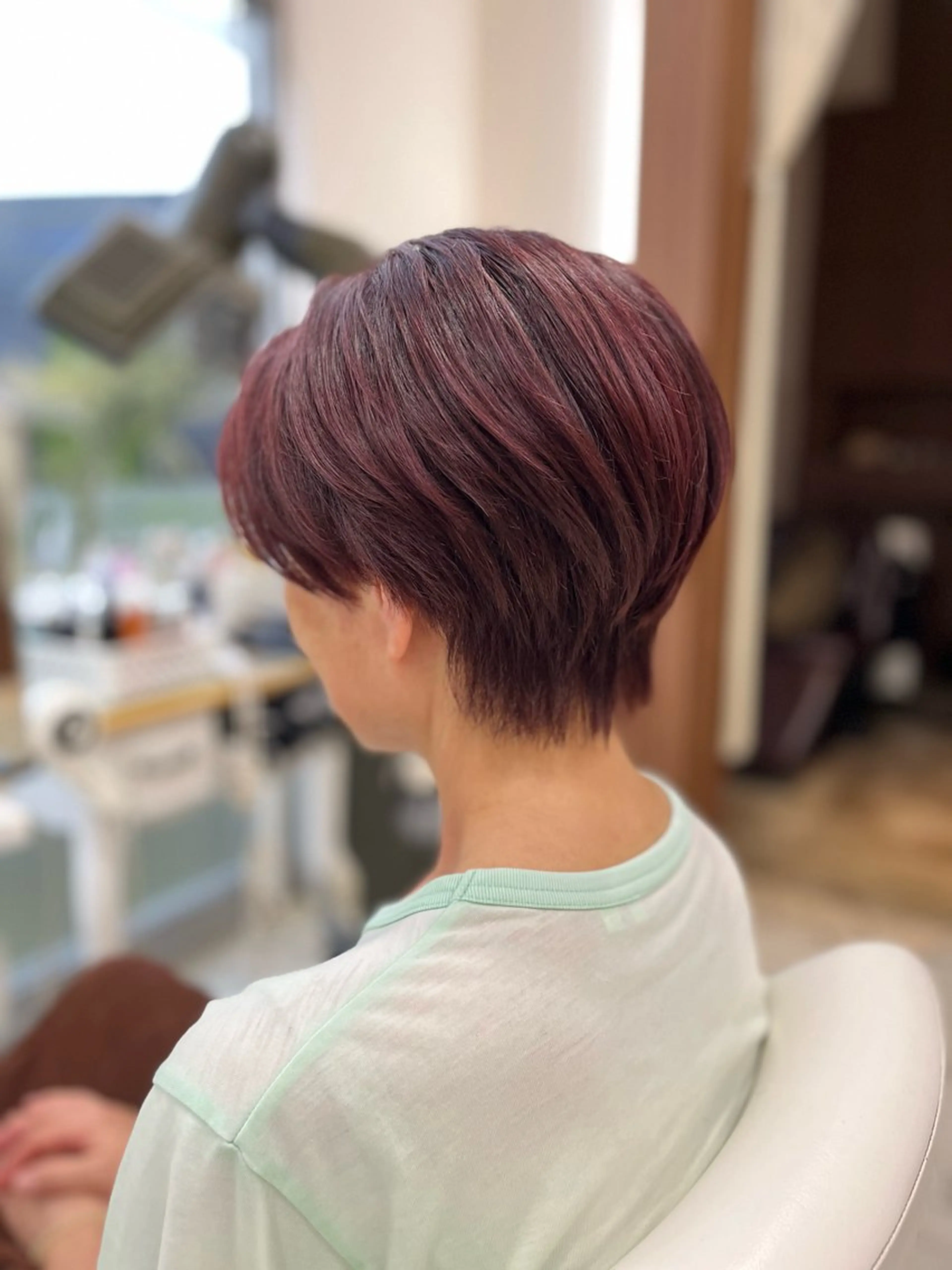 ショート カラー 生駒市デザインカラー /浜中美奈のヘアスタイル