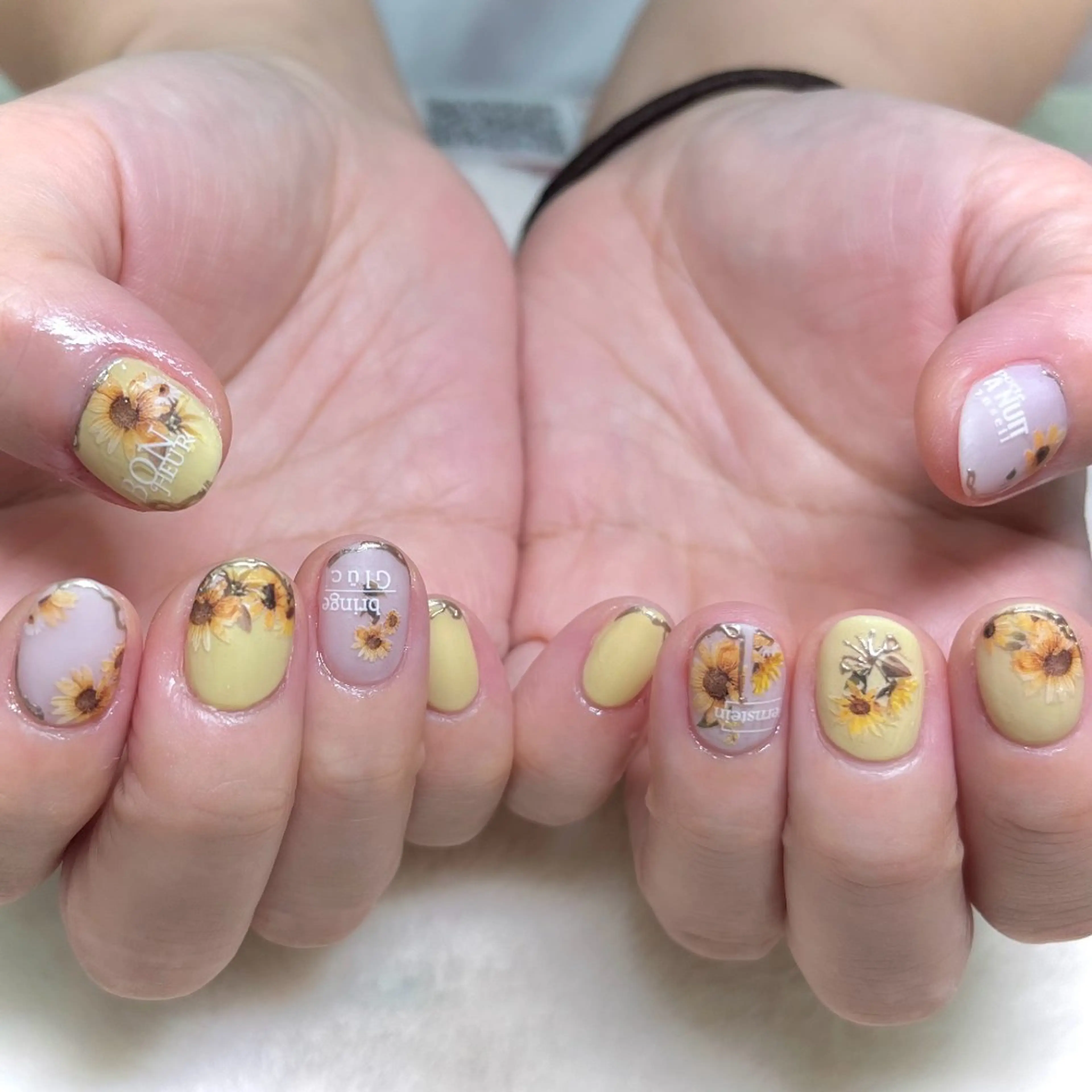 ネイル ハンドネイル METORO NAILのネイルデザイン