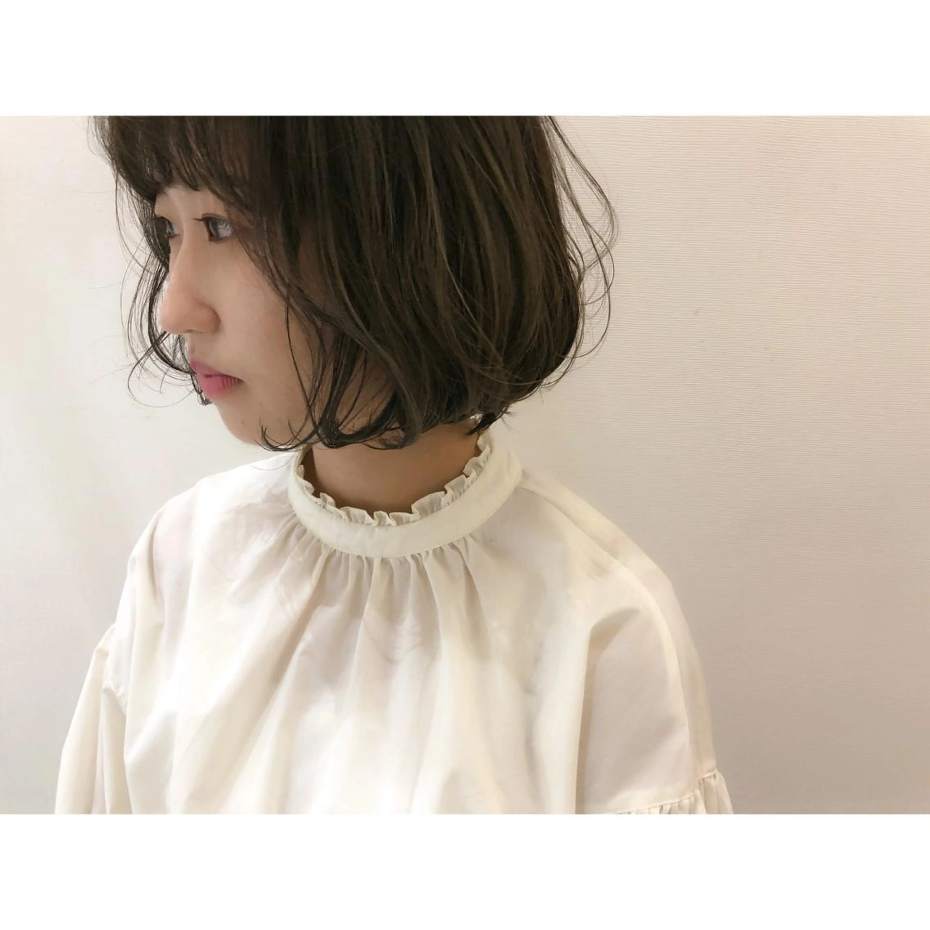 ショート カラー ベージュカラー ハイライトカラー ハイライト 美容室Violet所属・伊藤 ひかりのヘアスタイル