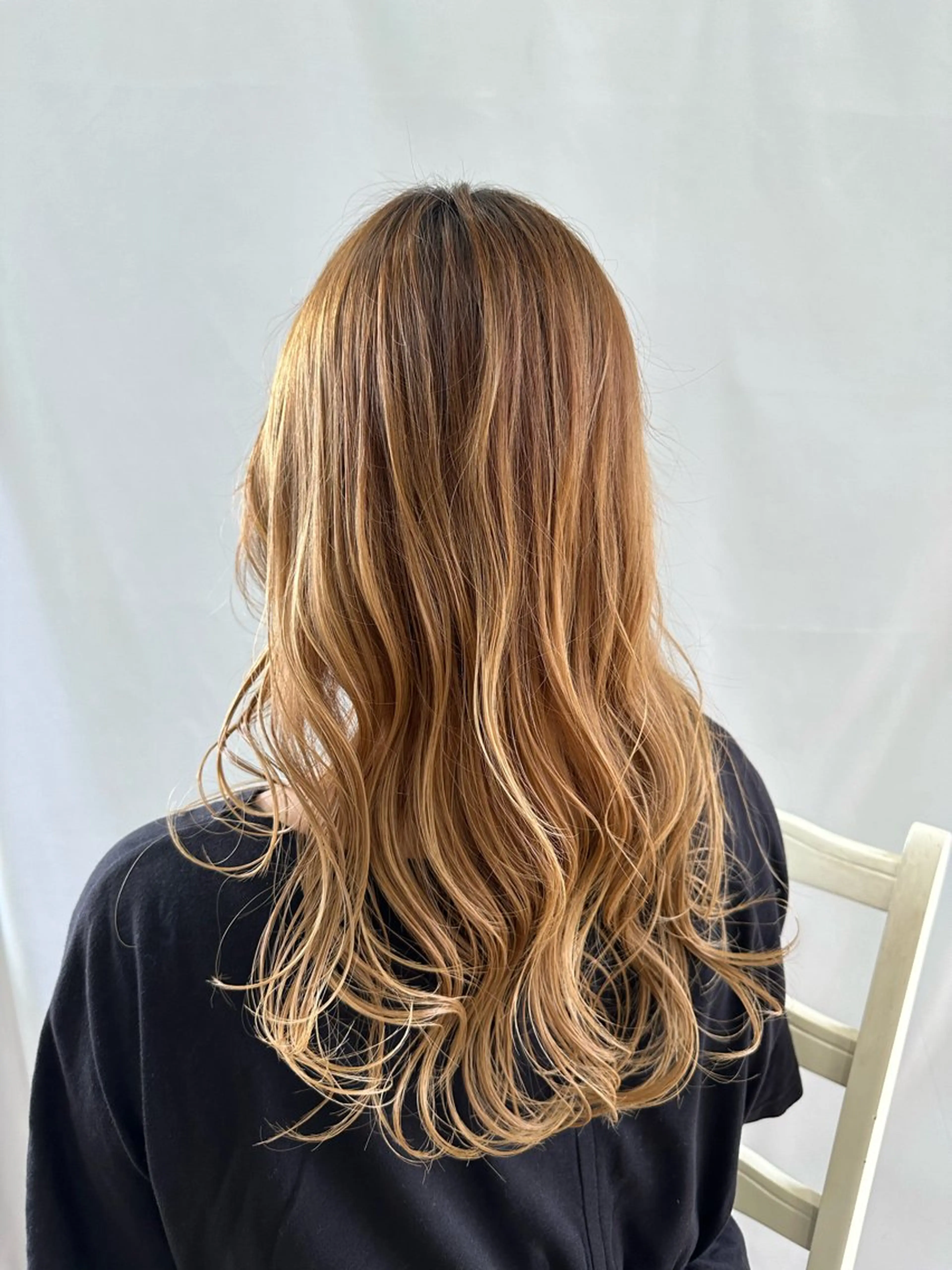 ミディアム KO コウ 【SARA 新宮店】のヘアスタイル