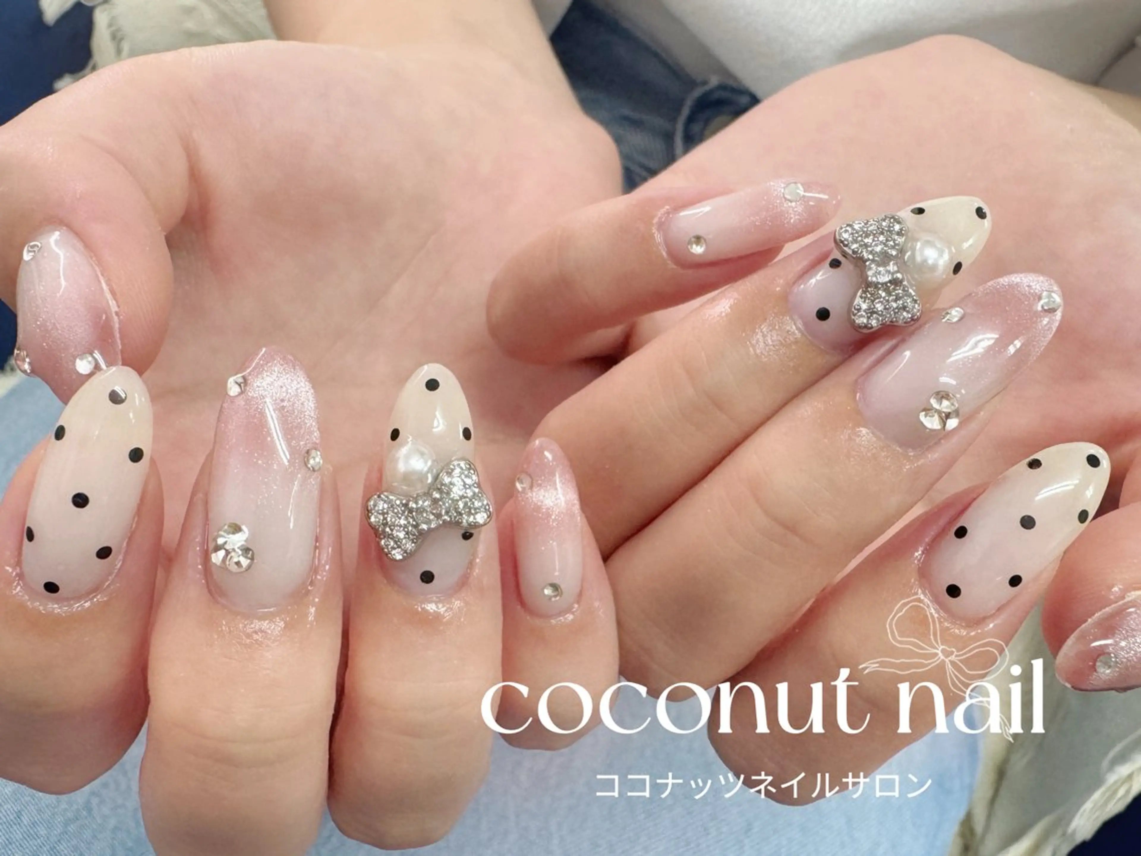 ネイル べっ甲ネイル フレンチネイル キラキラネイル マグネットネイル 大理石ネイル(マーブル) ハンドネイル 神田 ココナッツのネイルデザイン