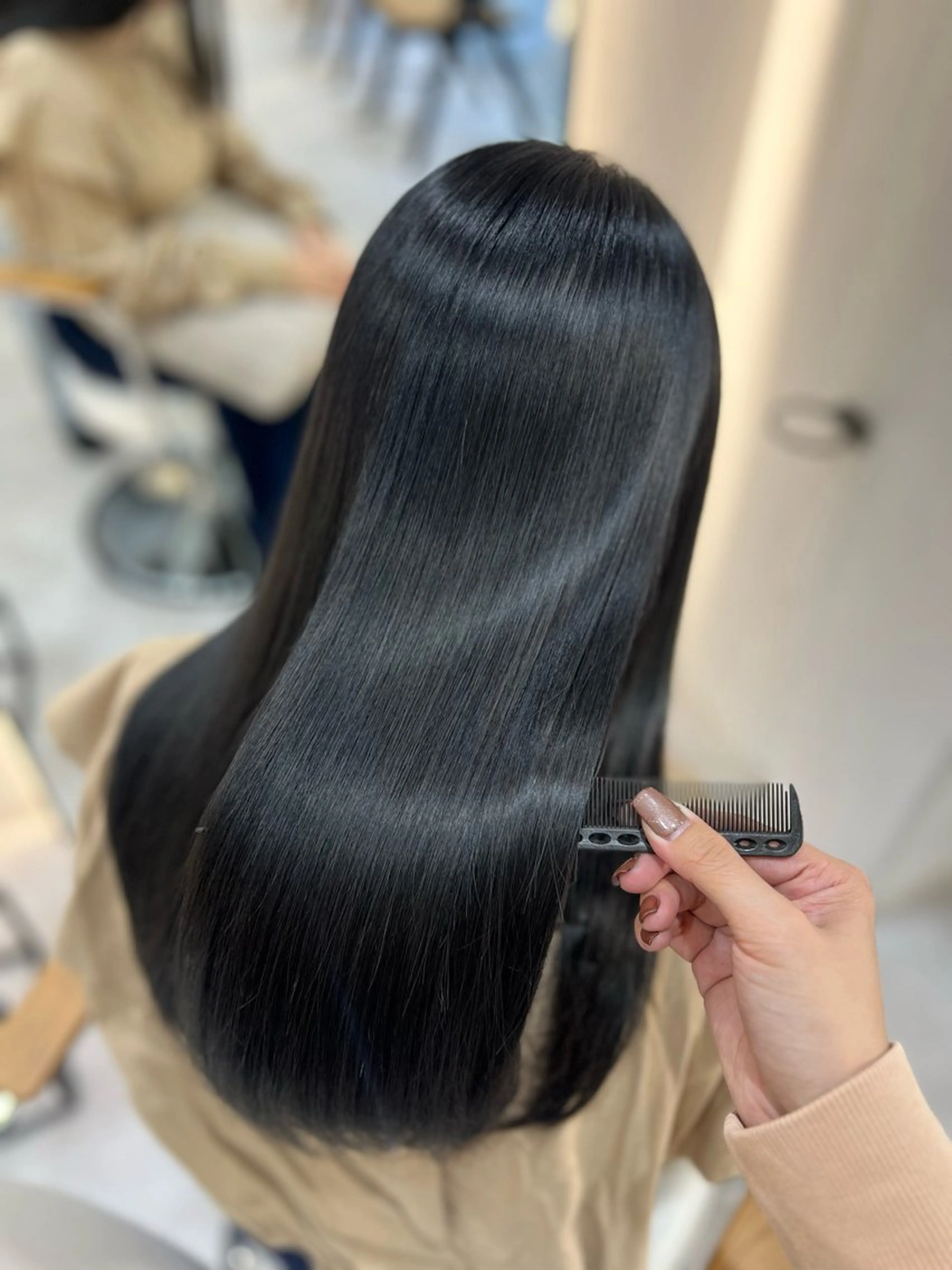 ロング カラー Zina aimiのヘアスタイル