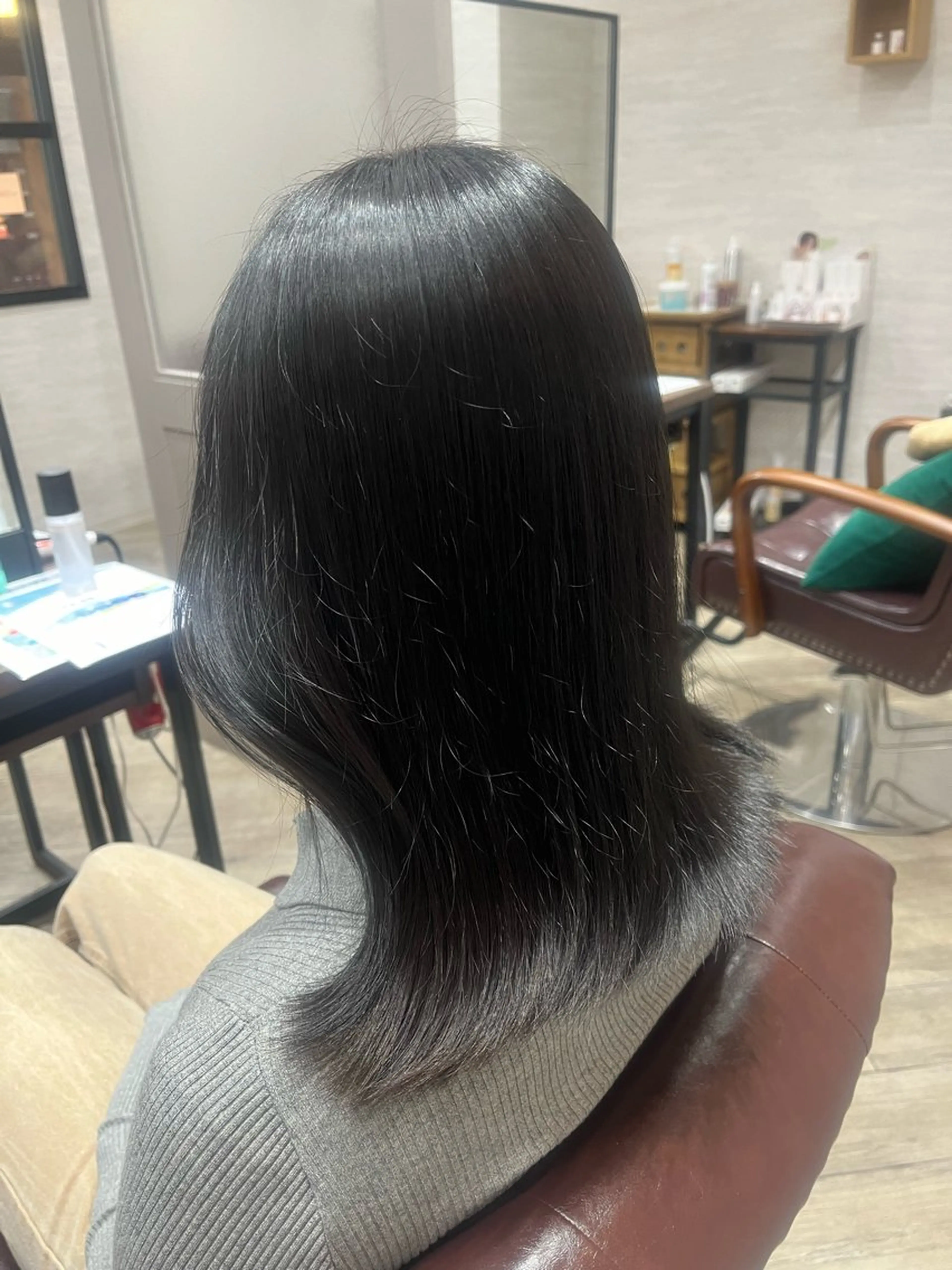 ミディアム カラー グレージュ オリーブグレージュ オリーブグレー カット ヘアカラー トリートメント 🫧ぷる艶カラー🫧 Yuubi🦩のヘアスタイル