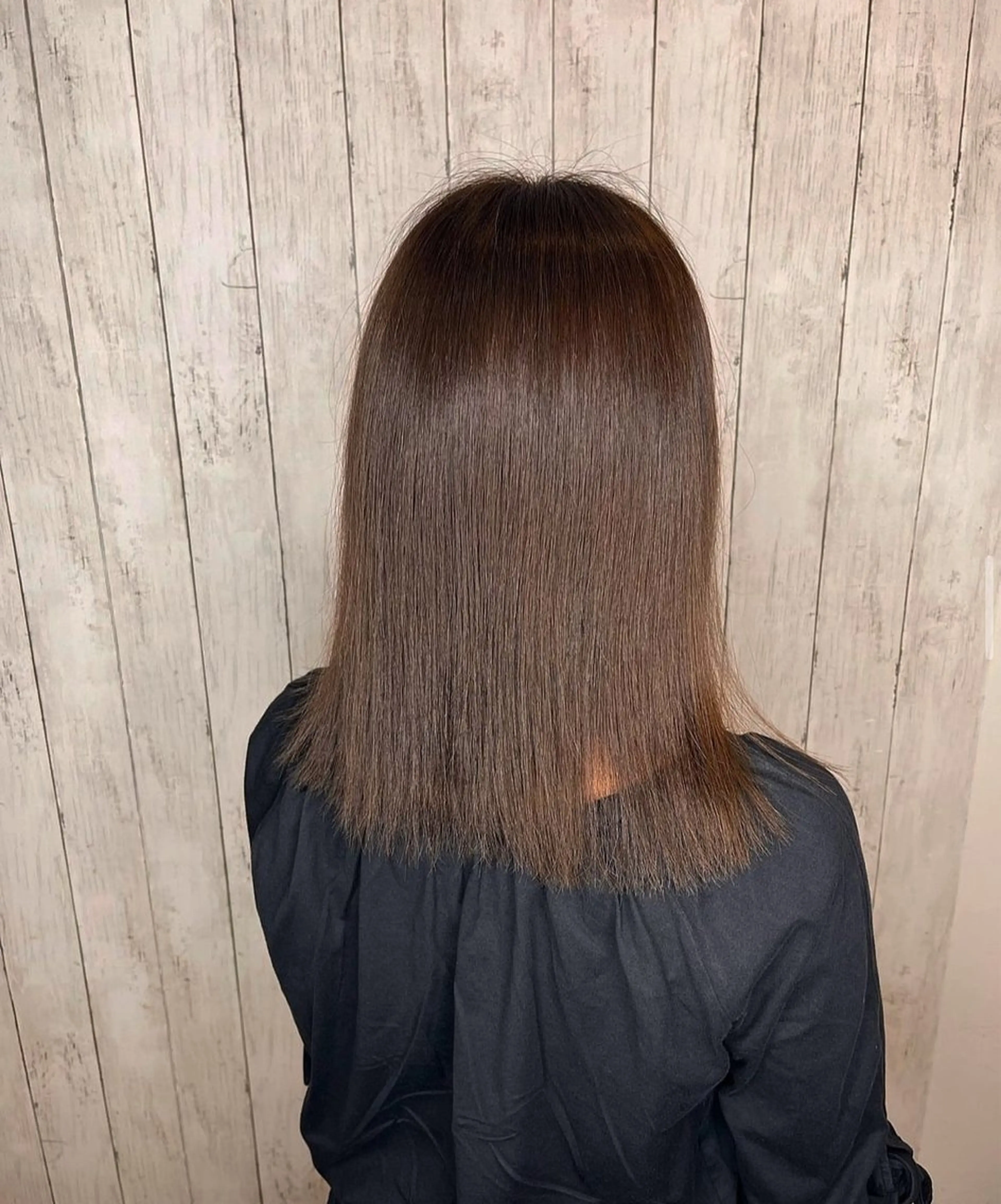 ミディアム カラー ベージュカラー ブラウンカラー イルミナカラー Cecil hair JR尼崎店所属・JR尼崎店 村田 優真のヘアスタイル