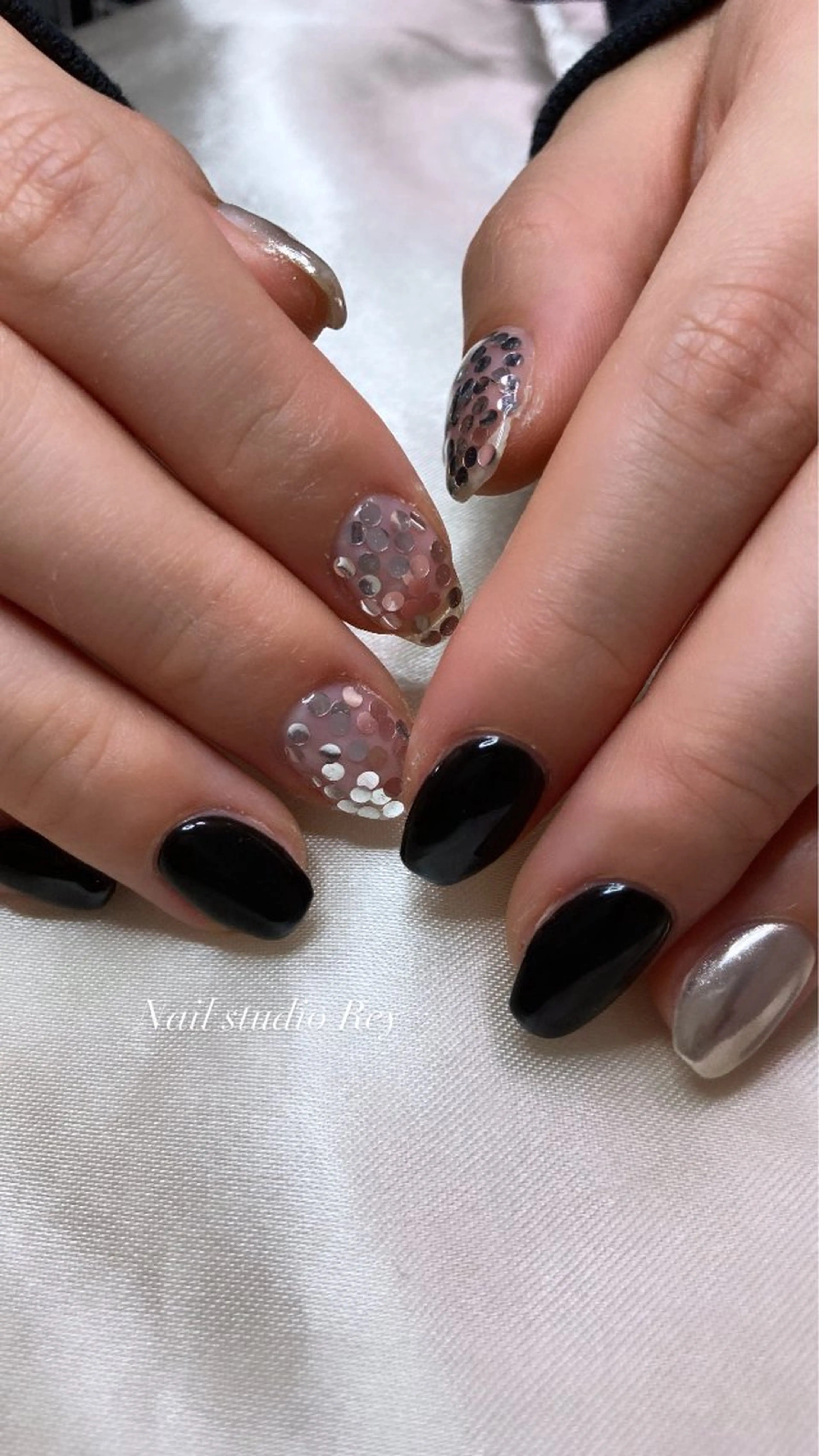 ネイル ミラーネイル ecrin (エクラン)のネイルデザイン