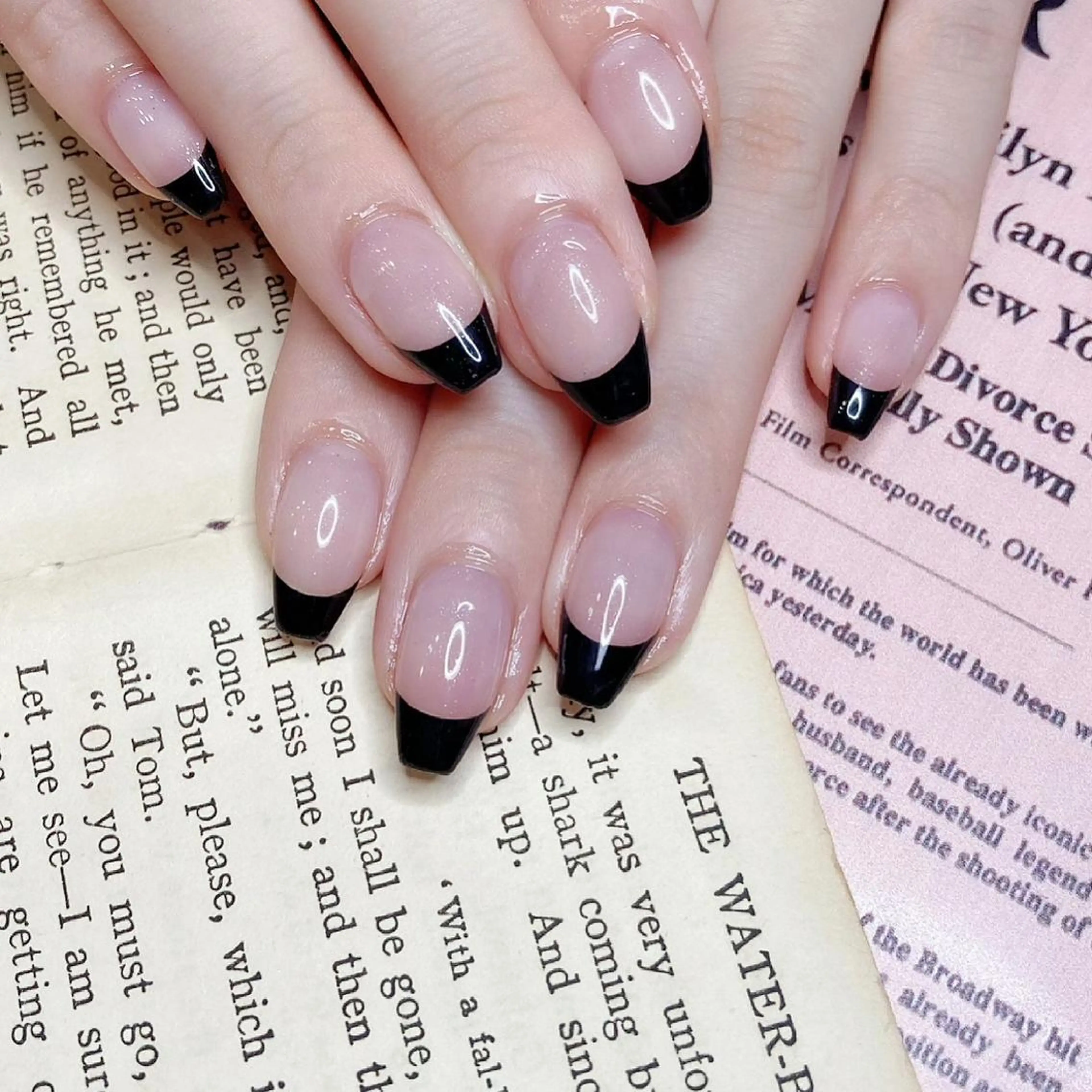 ネイル NOIROUGE所属・NOI ROUGEのネイルデザイン