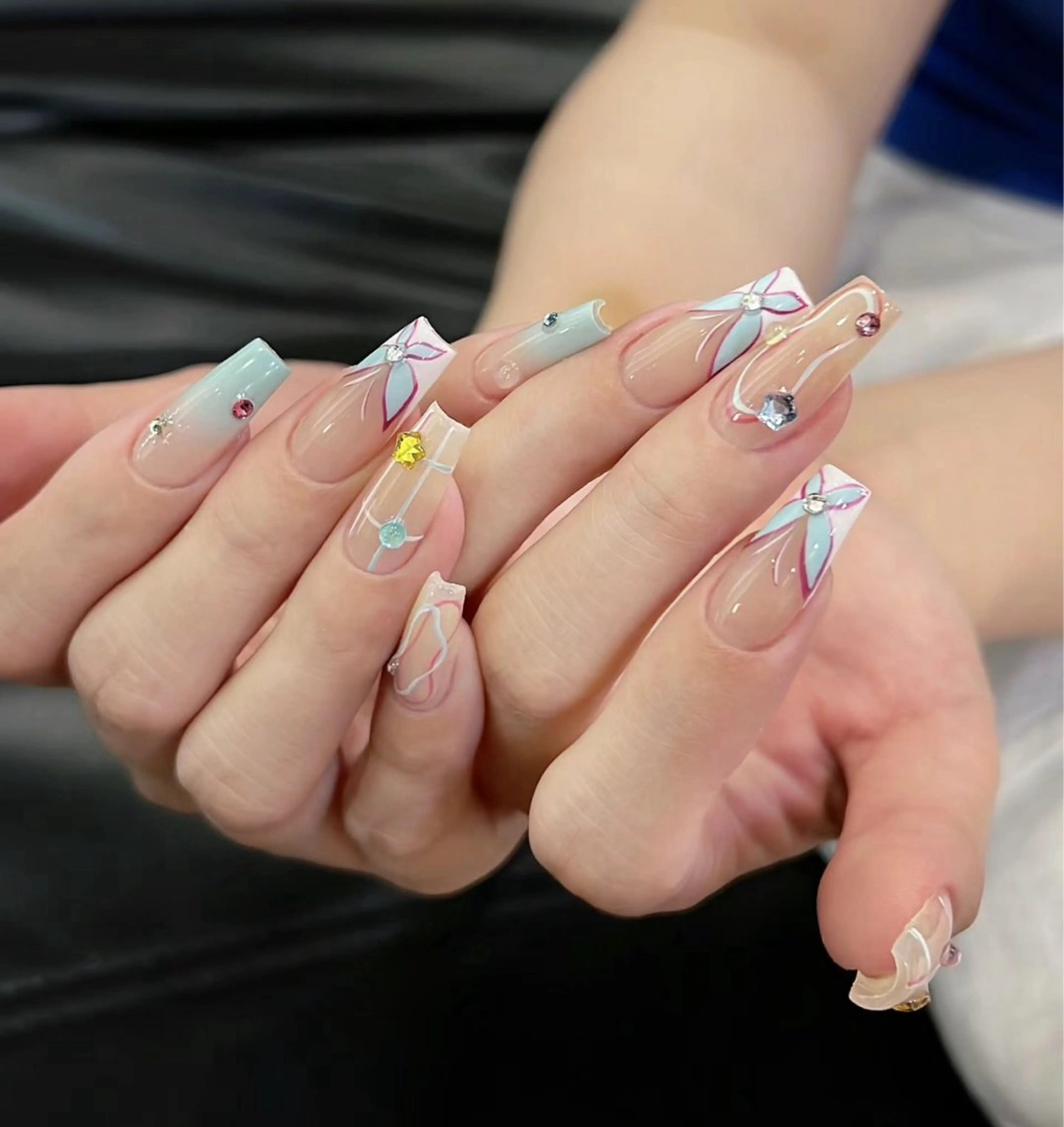 ネイル Lynn_ Nailのネイルデザイン