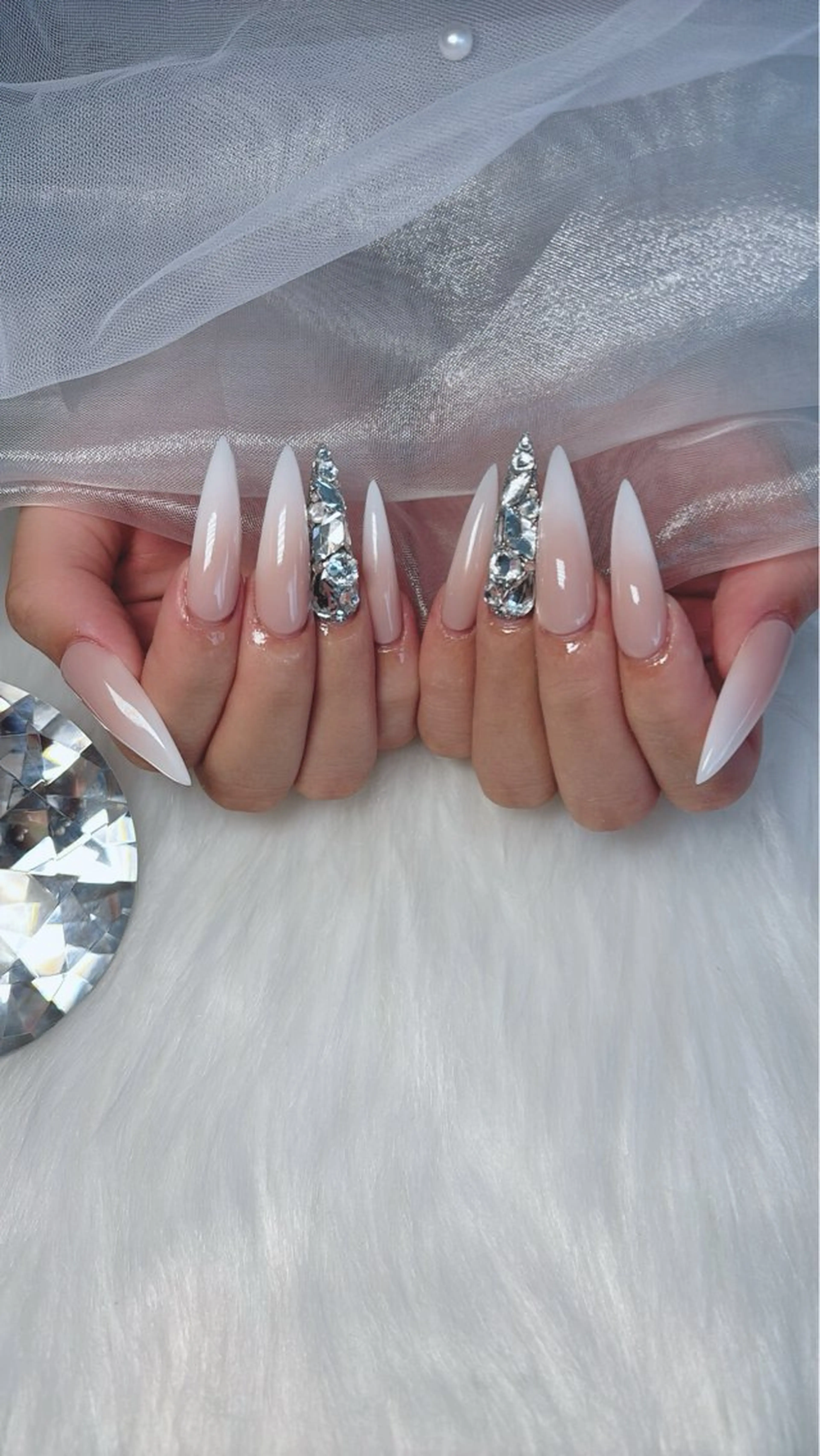 ネイル ロングネイル ハンドネイル salon de belnetta所属・kayo 💅のネイルデザイン