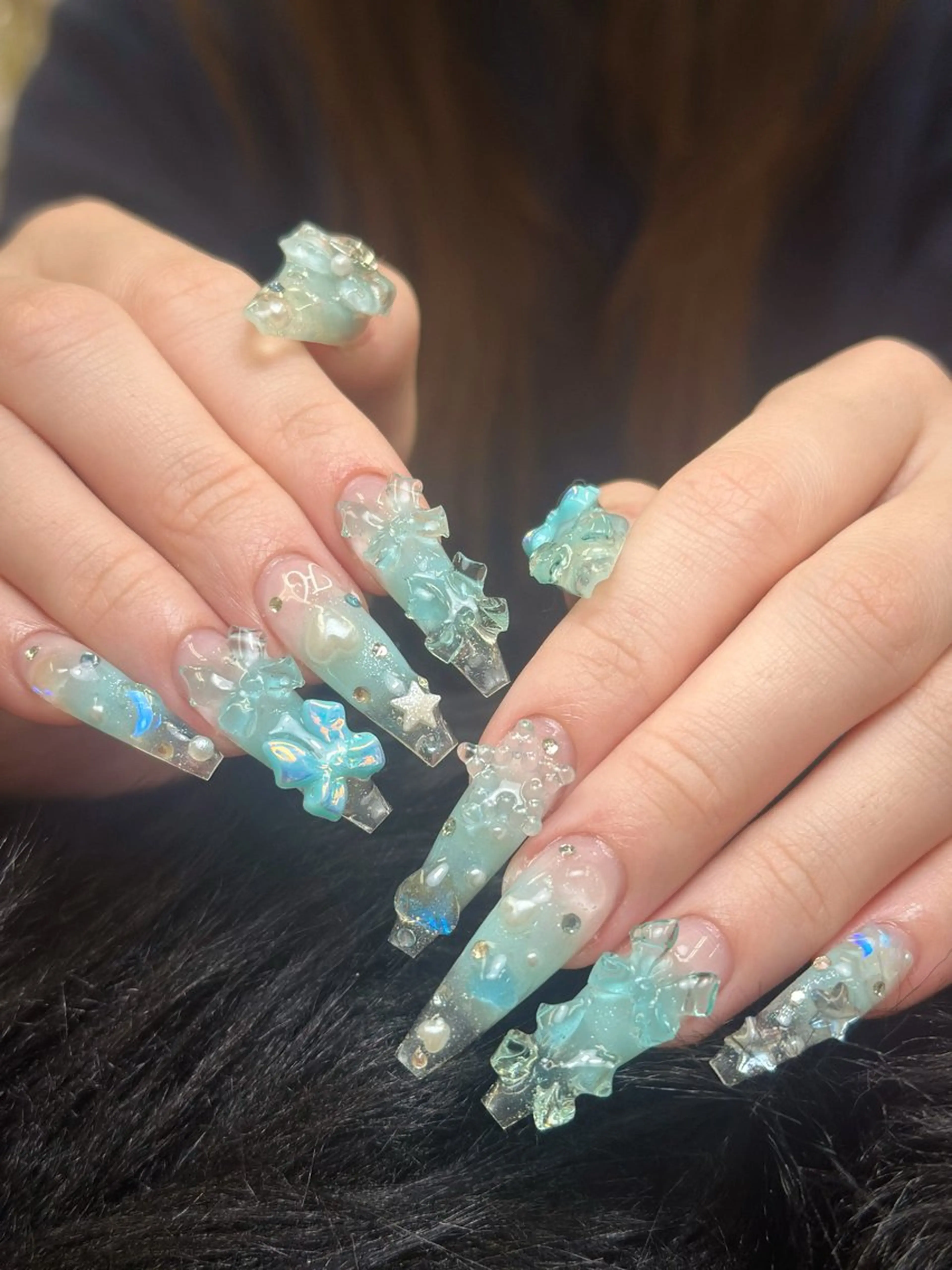 ネイル アートネイル ジェルネイル ニュアンスネイル シンプルネイル ネイルチップ ハンドネイル Nienail_ Luxeのネイルデザイン