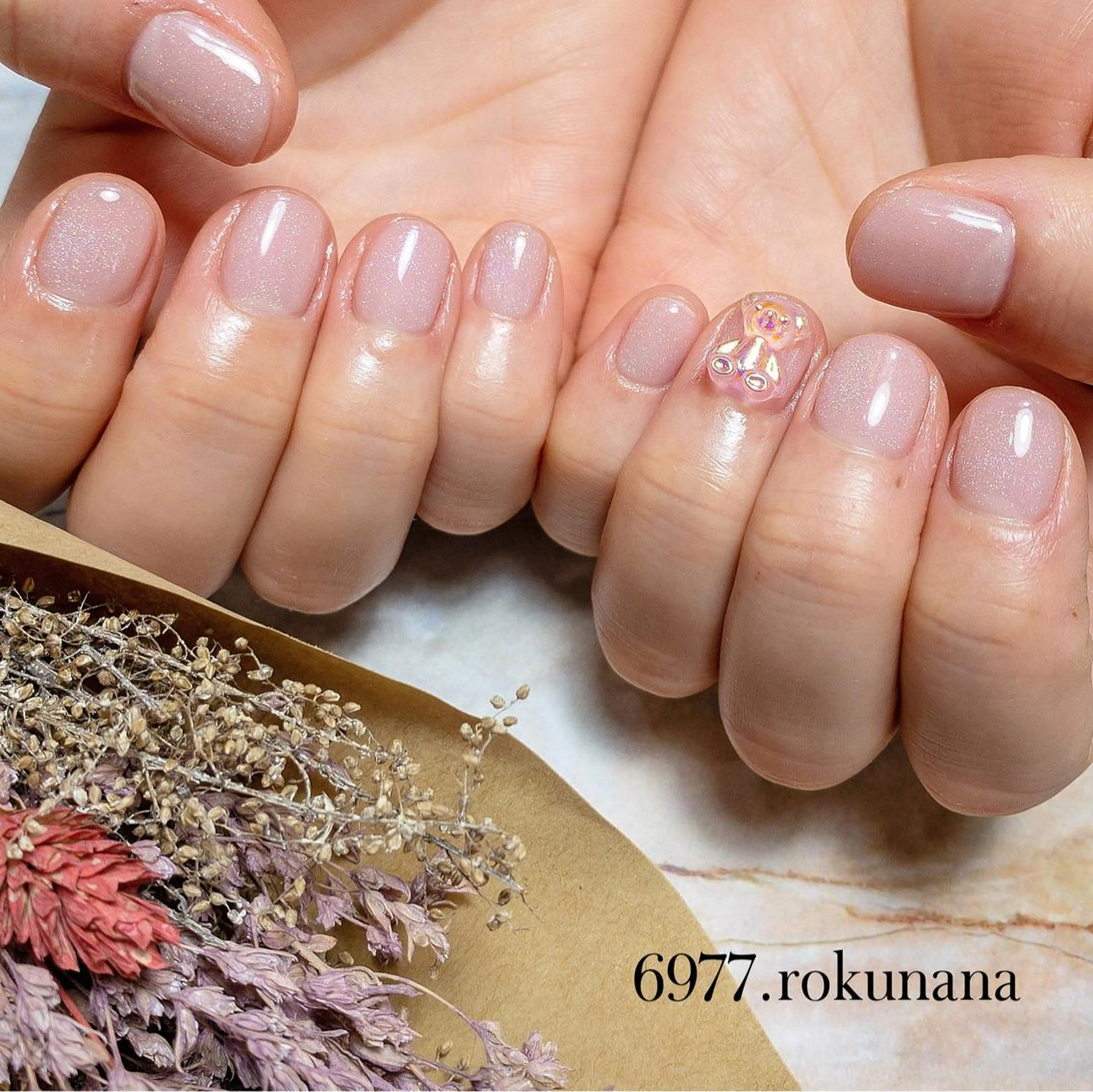 ネイル rokunana 佐野のネイルデザイン