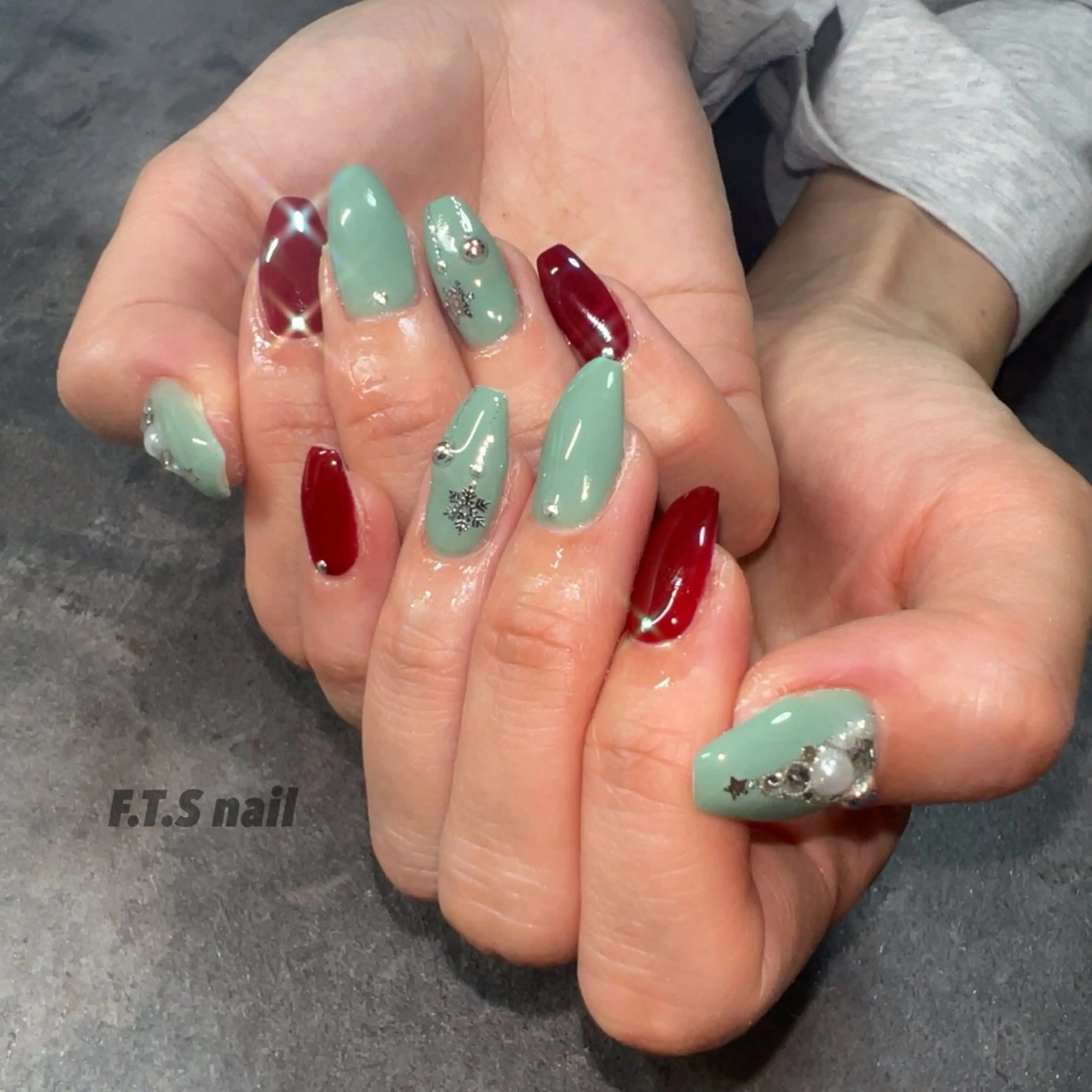 ネイル ハンドネイル F.T.S nailのネイルデザイン