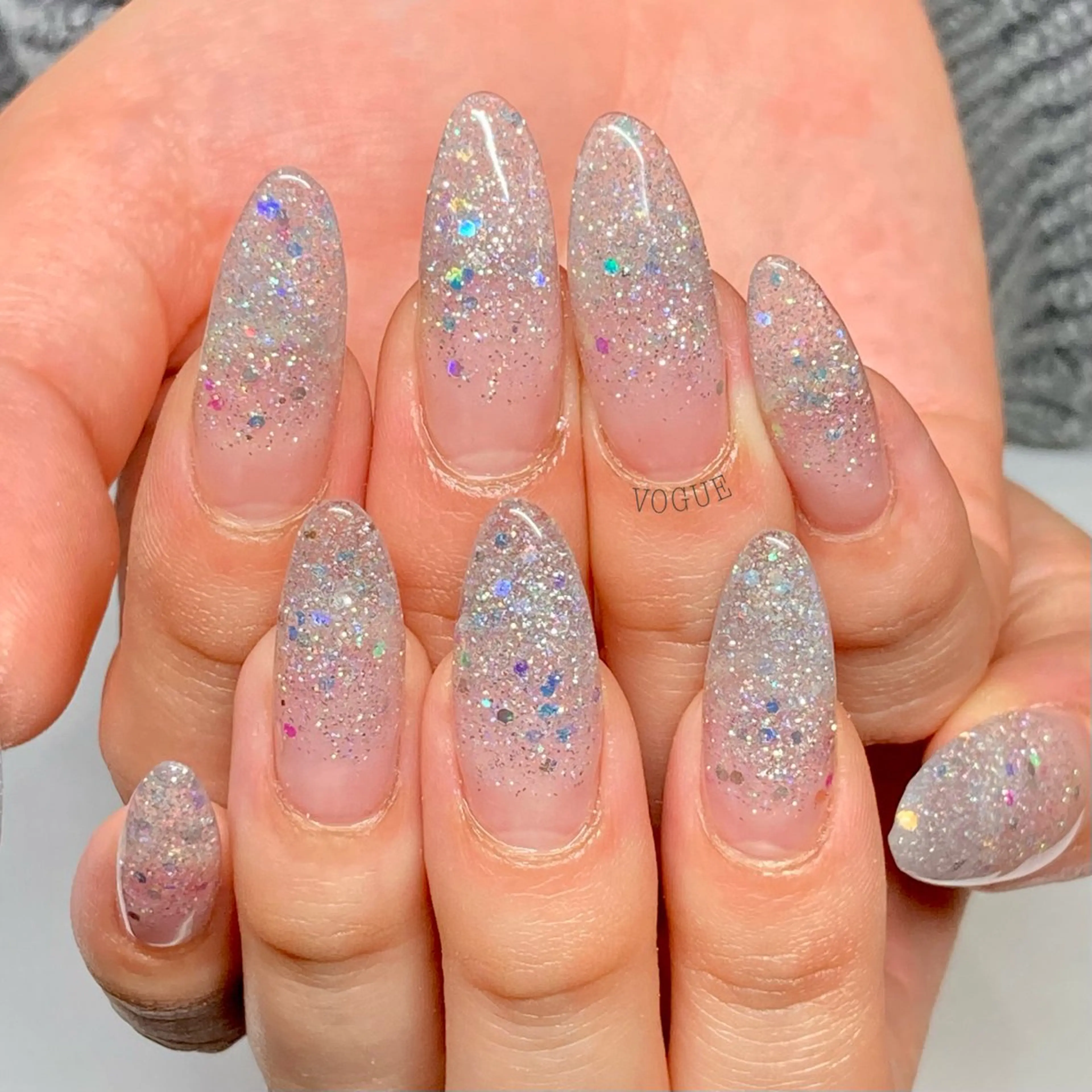 ネイル ハンドネイル VOGUE ×SWANのネイルデザイン