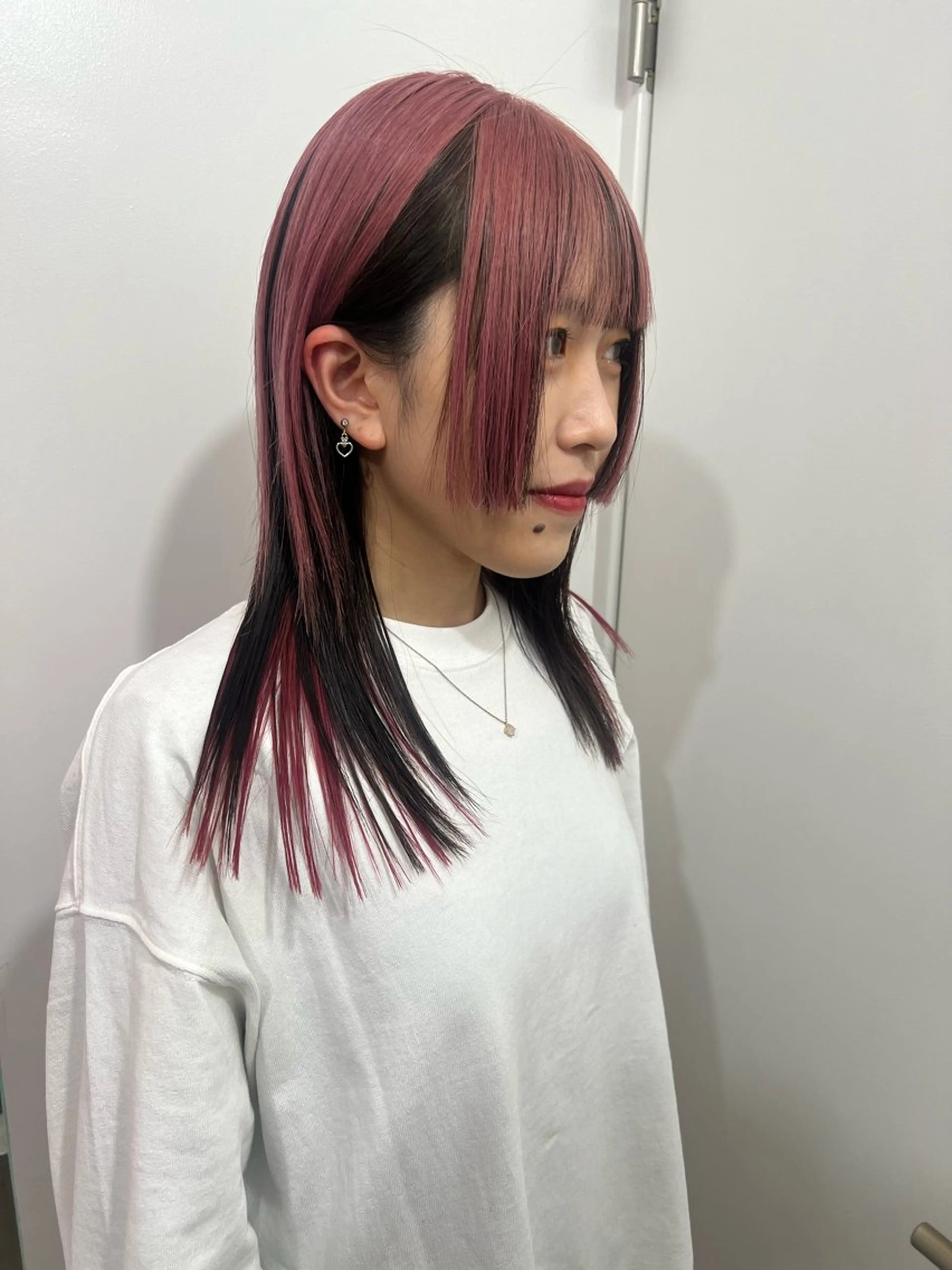 セミロング ヘアカラー トリートメント 💥ウルフカット デザインあんな💥のヘアスタイル