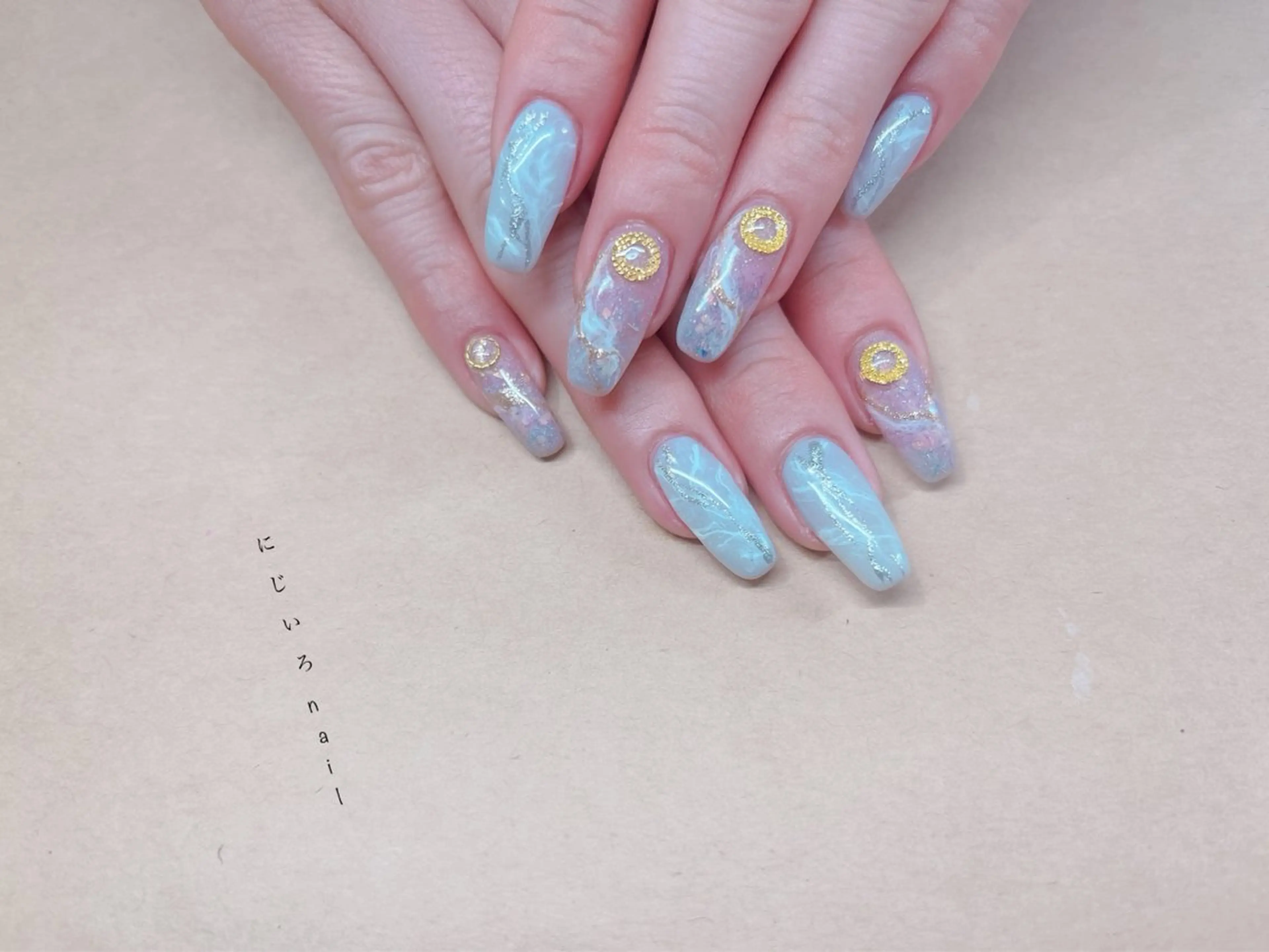 ネイル にじいろ nailのネイルデザイン