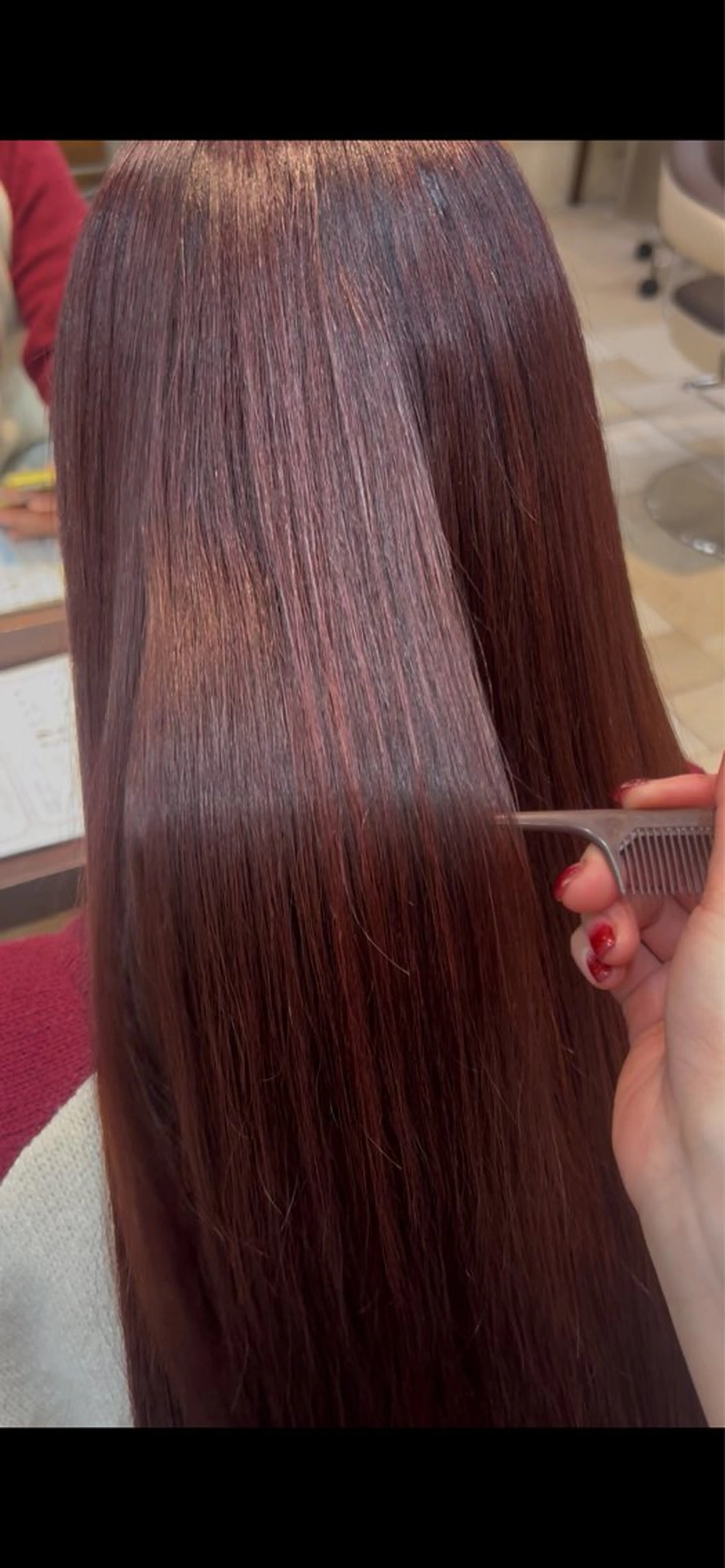 ロング ヘアカラー 脇野 真琴のヘアスタイル