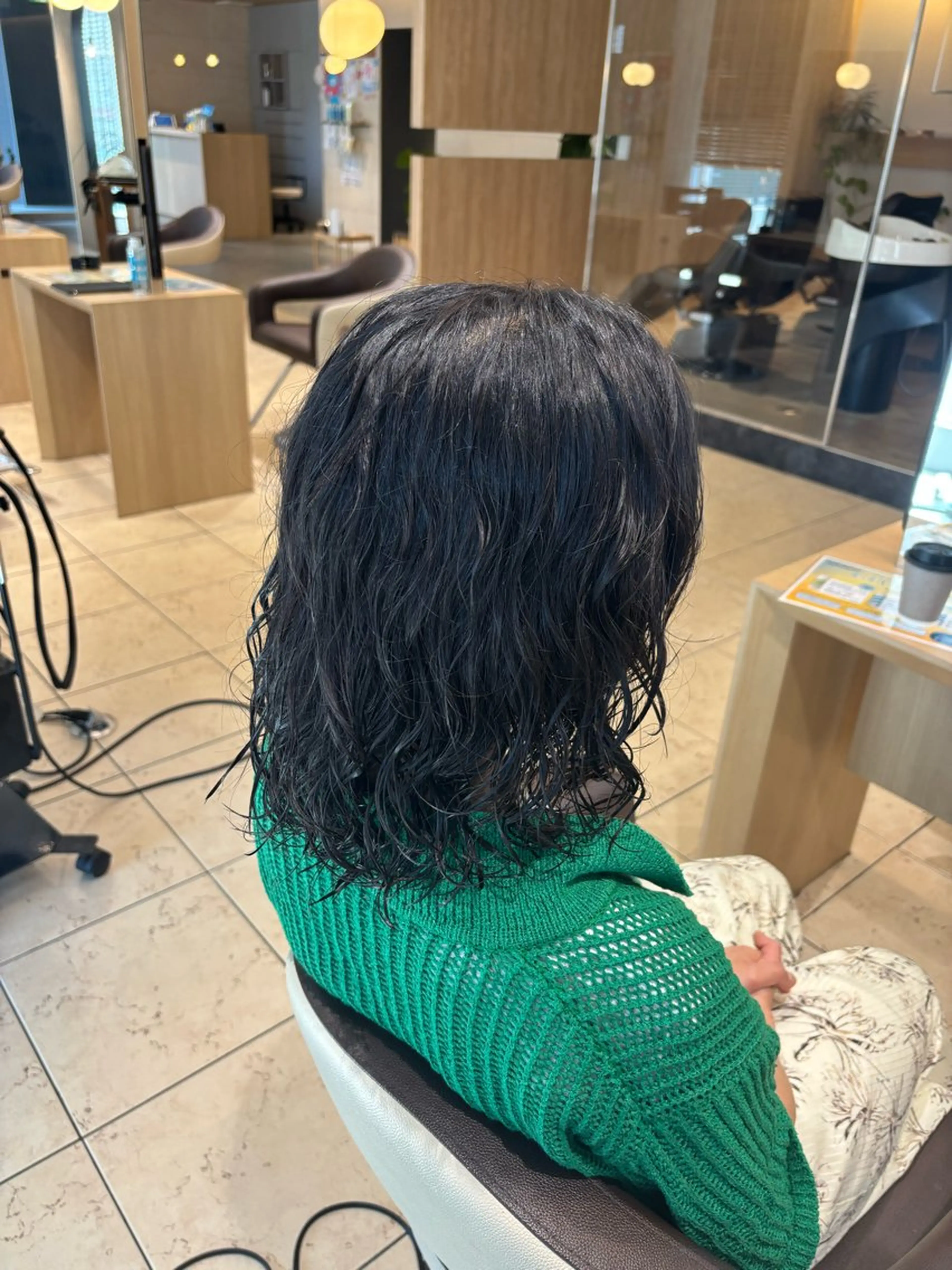 ミディアム パーマ 唐澤 碧のヘアスタイル