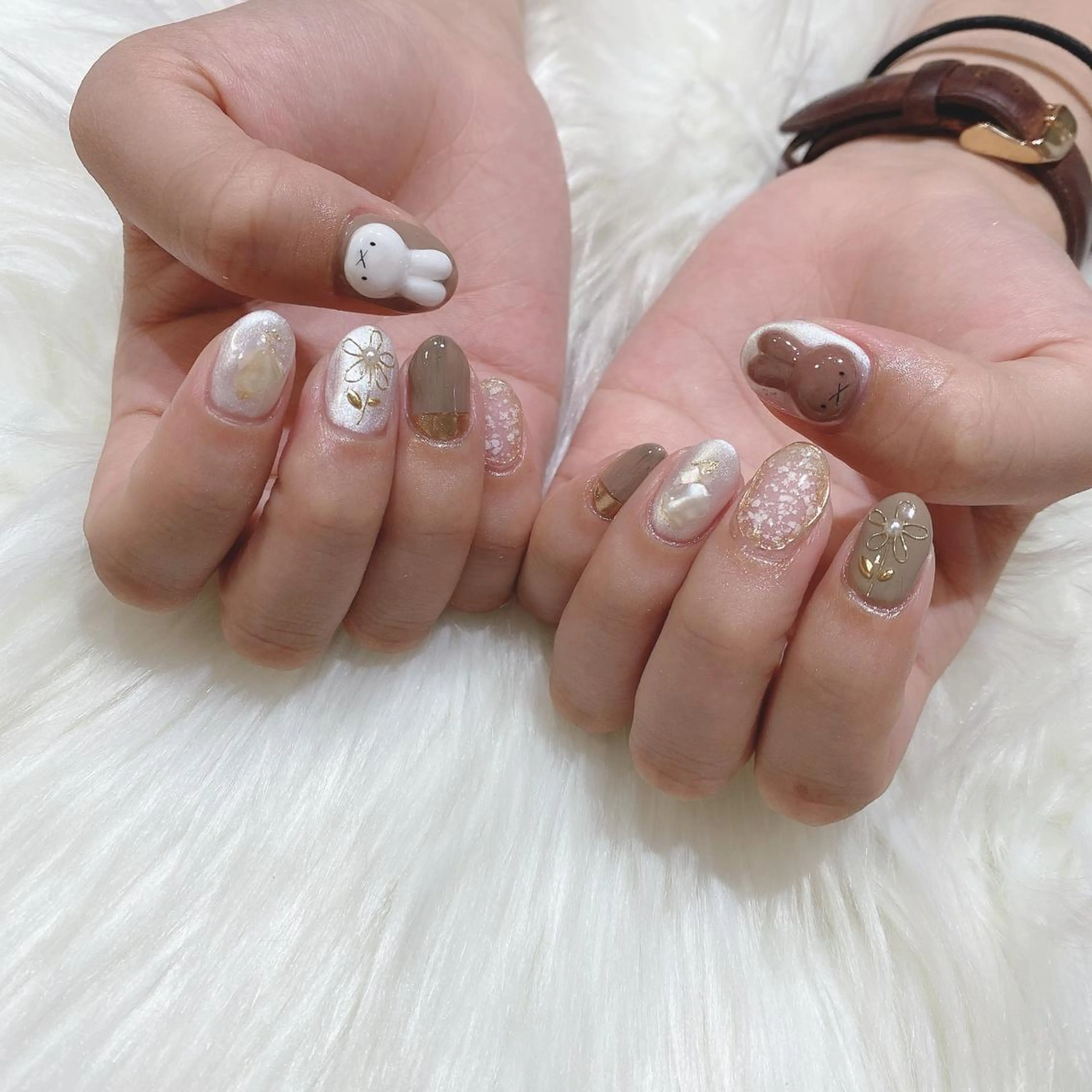 ネイル 西岡 杏のネイルデザイン