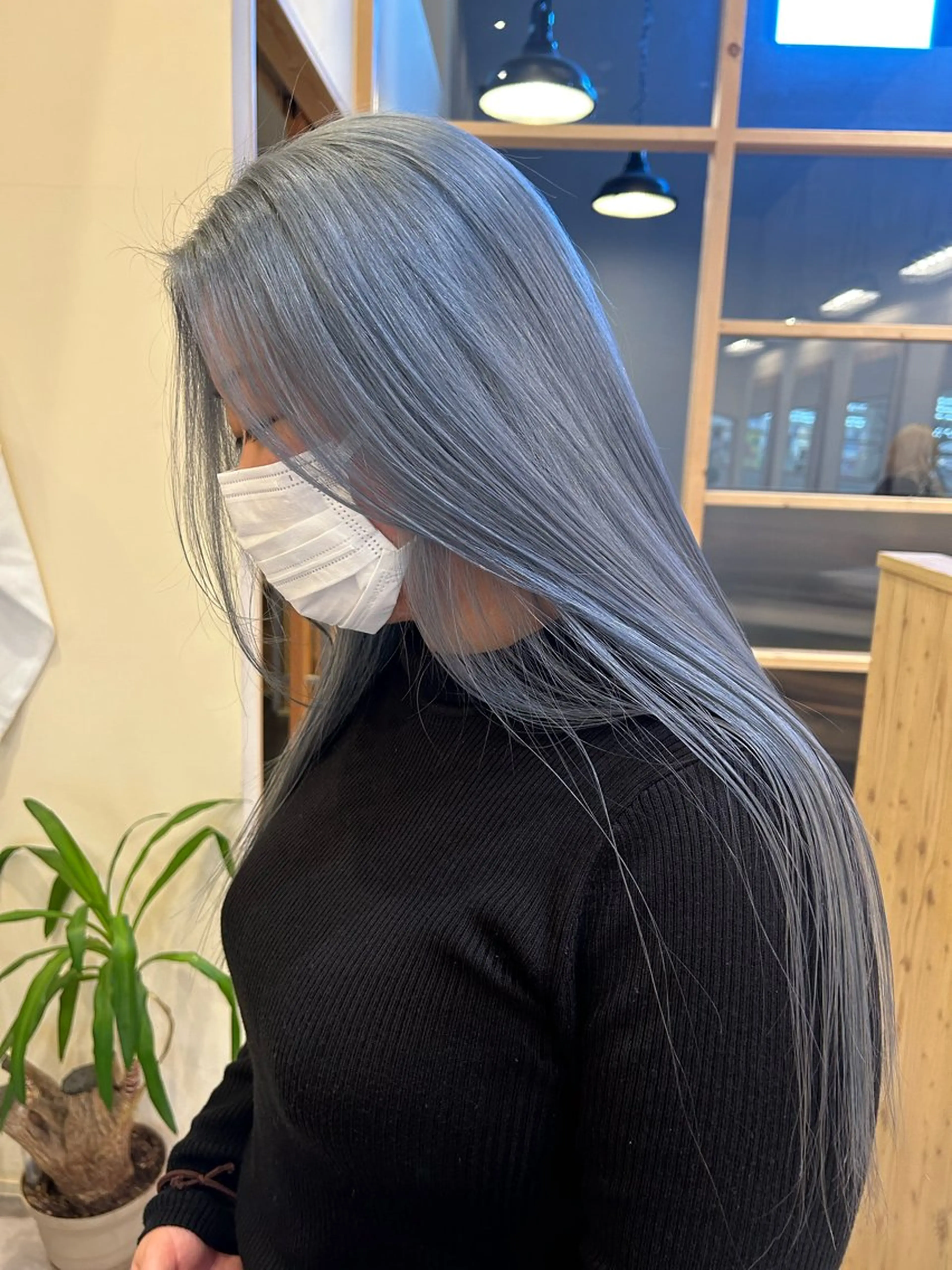 ロング 浅井 茉名のヘアスタイル