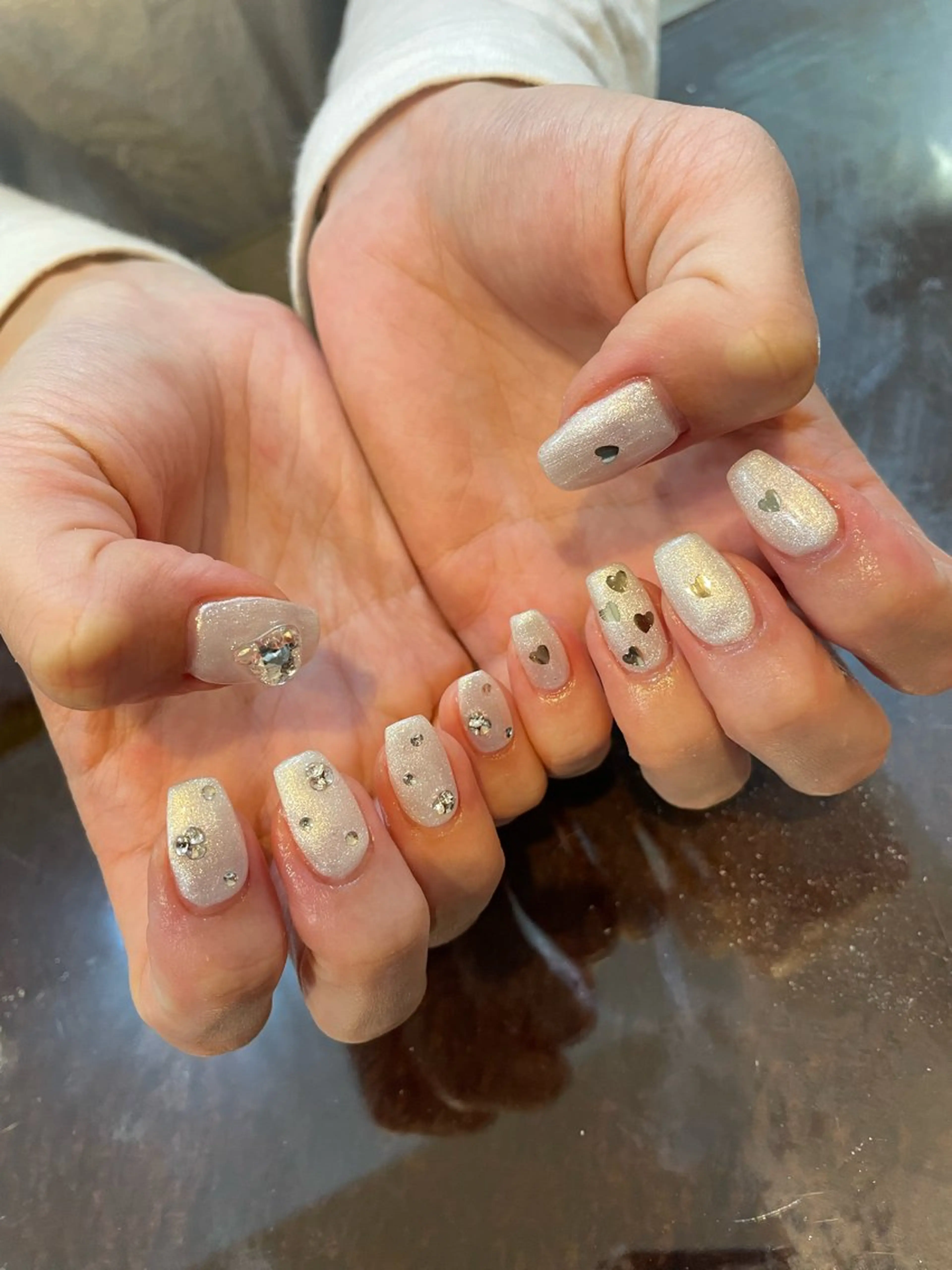 ネイル ハート キラキラネイル ストーンネイル ハンドネイル Mynail MIZUNOのネイルデザイン