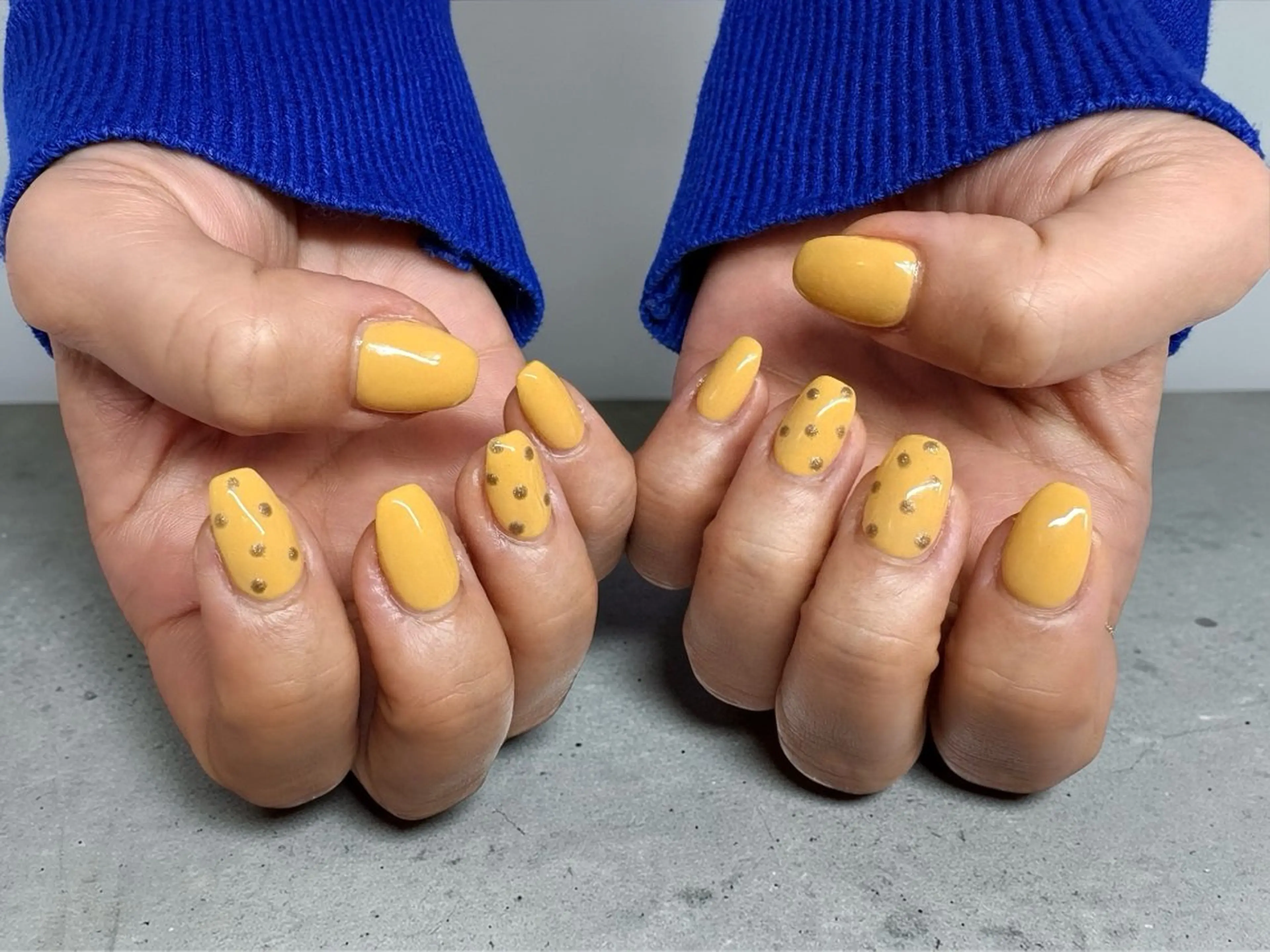 ネイル ラメ(グリッター) 持ち込み シンプルネイル ハンドネイル ハンドケア ♡Bivi♡自爪に 優しいネイルサロンのネイルデザイン