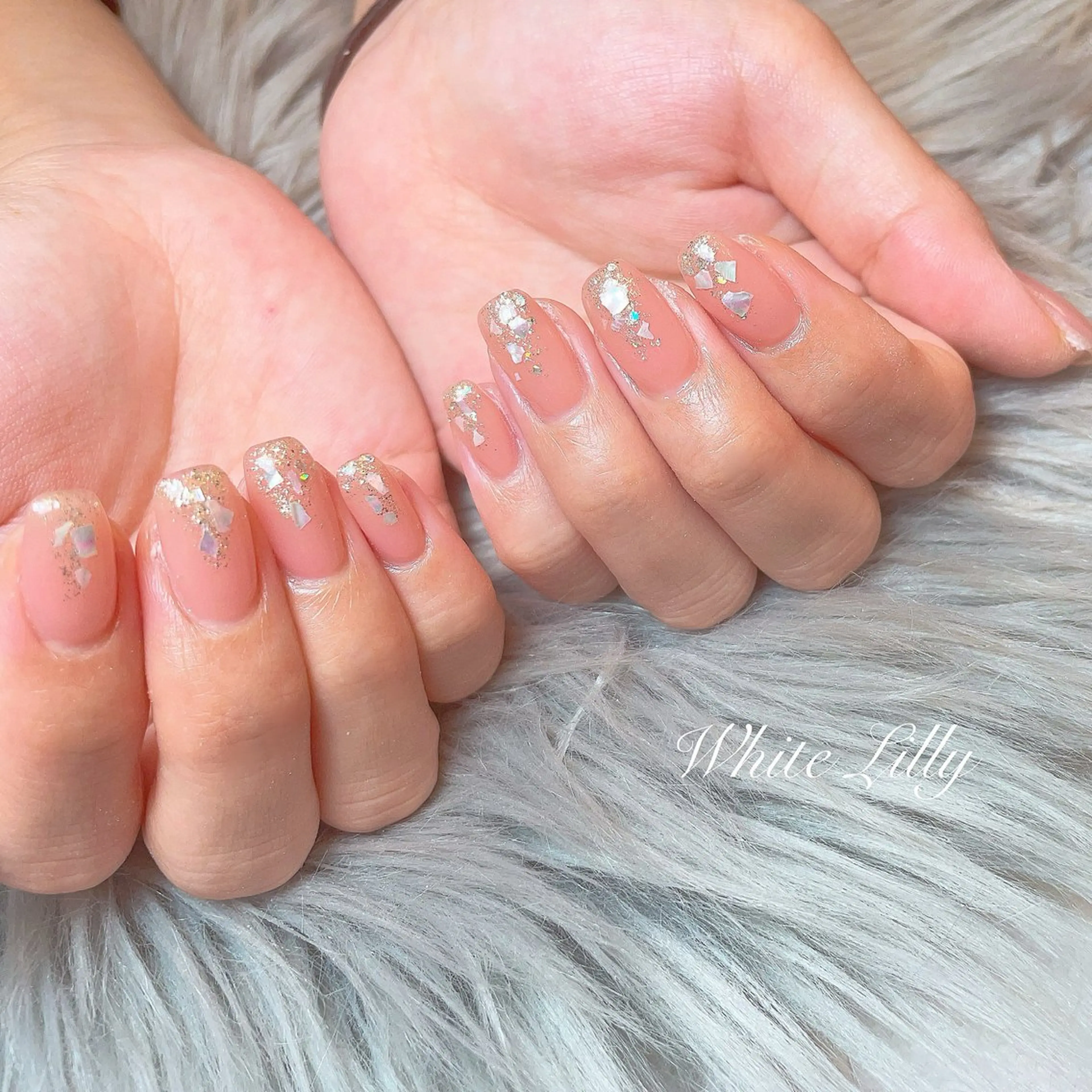 ネイル White lily所属・牧田 雅世のネイルデザイン