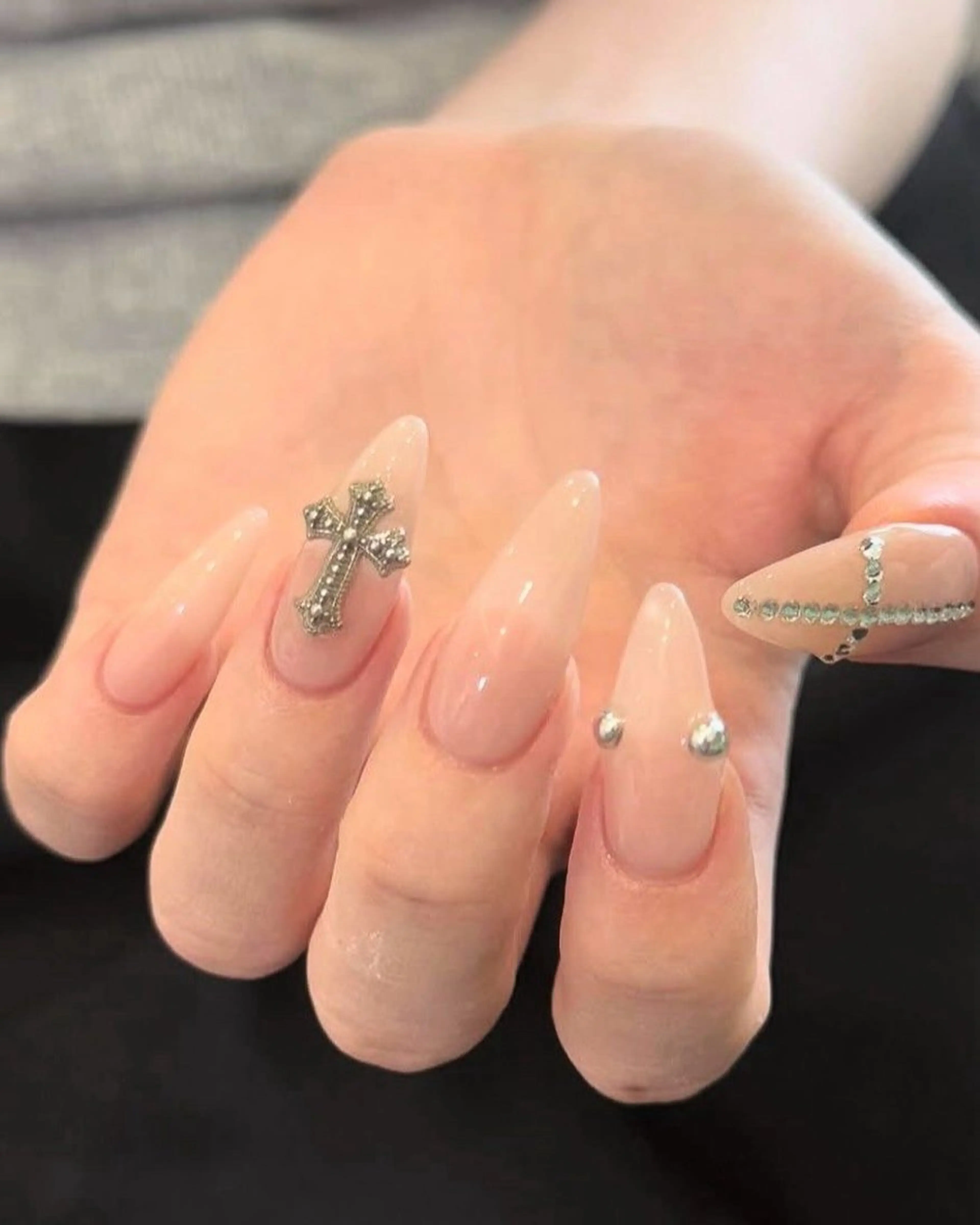 ネイル アートネイル 長さ出し ジェルネイル マグネットネイル ニュアンスネイル ハンドネイル KIM キムのネイルデザイン