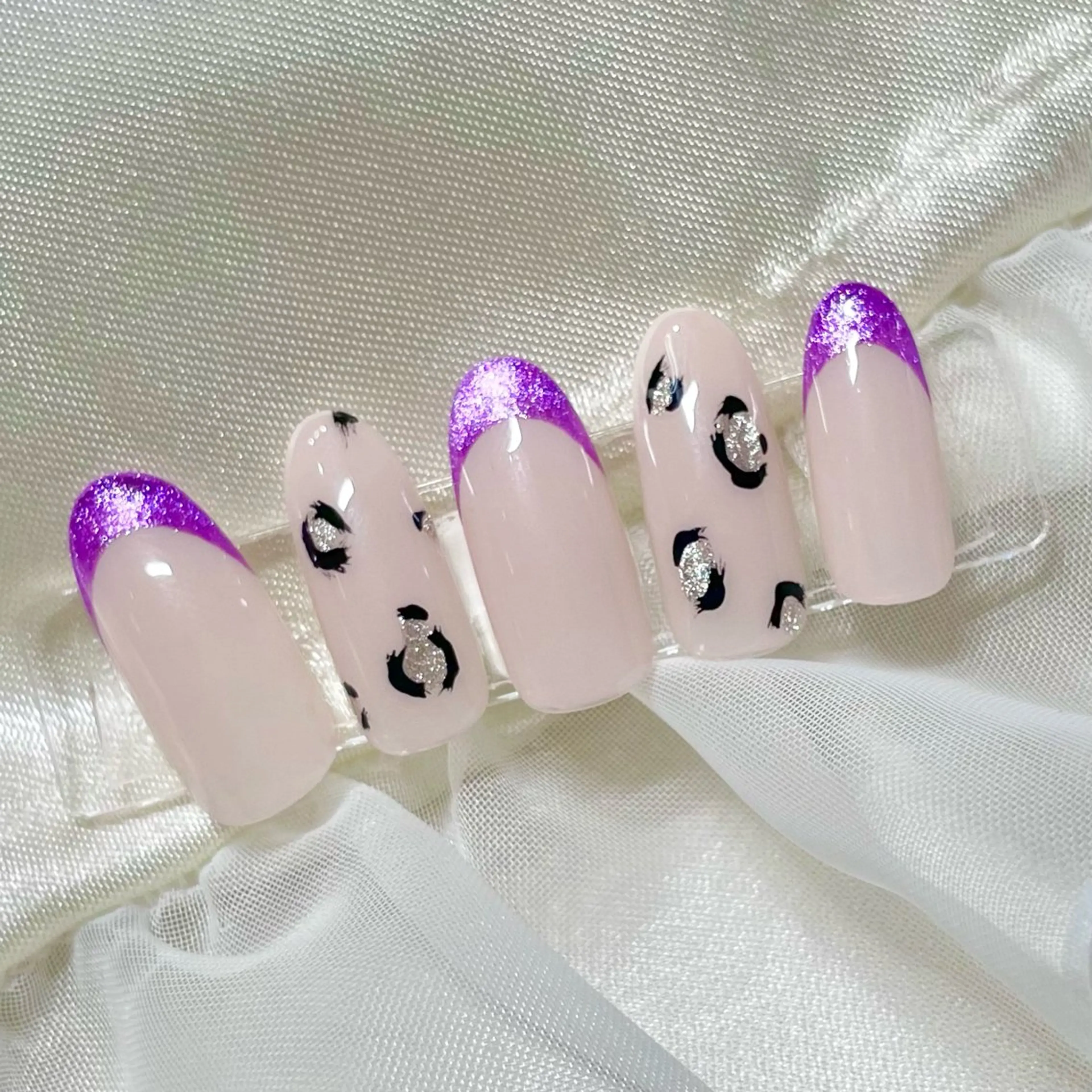 ネイル アニマル柄 フレンチネイル マグネットネイル マグネットフレンチ Nail Salon Y.のネイルデザイン