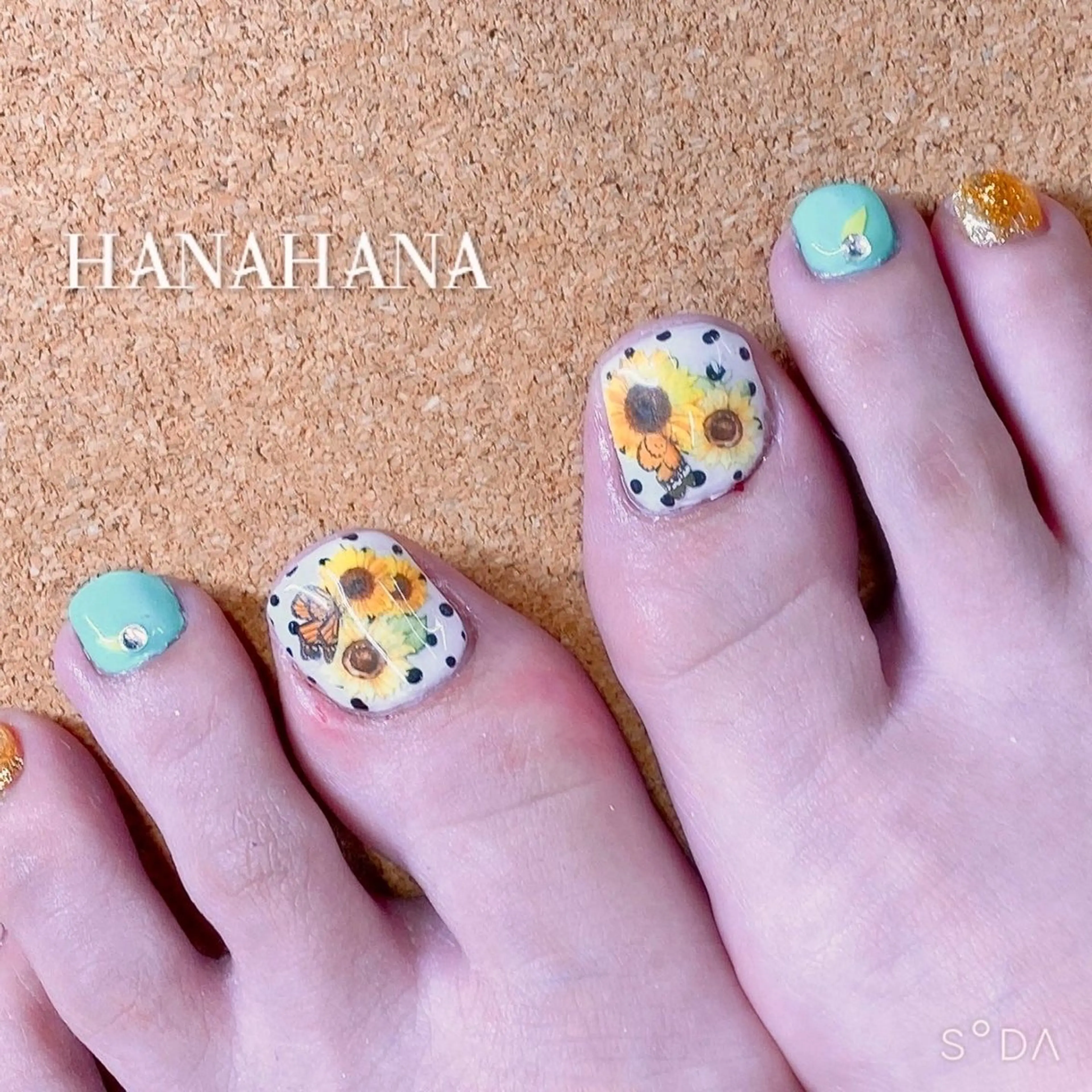 ネイル ジェルネイル HANAHANAのネイルデザイン