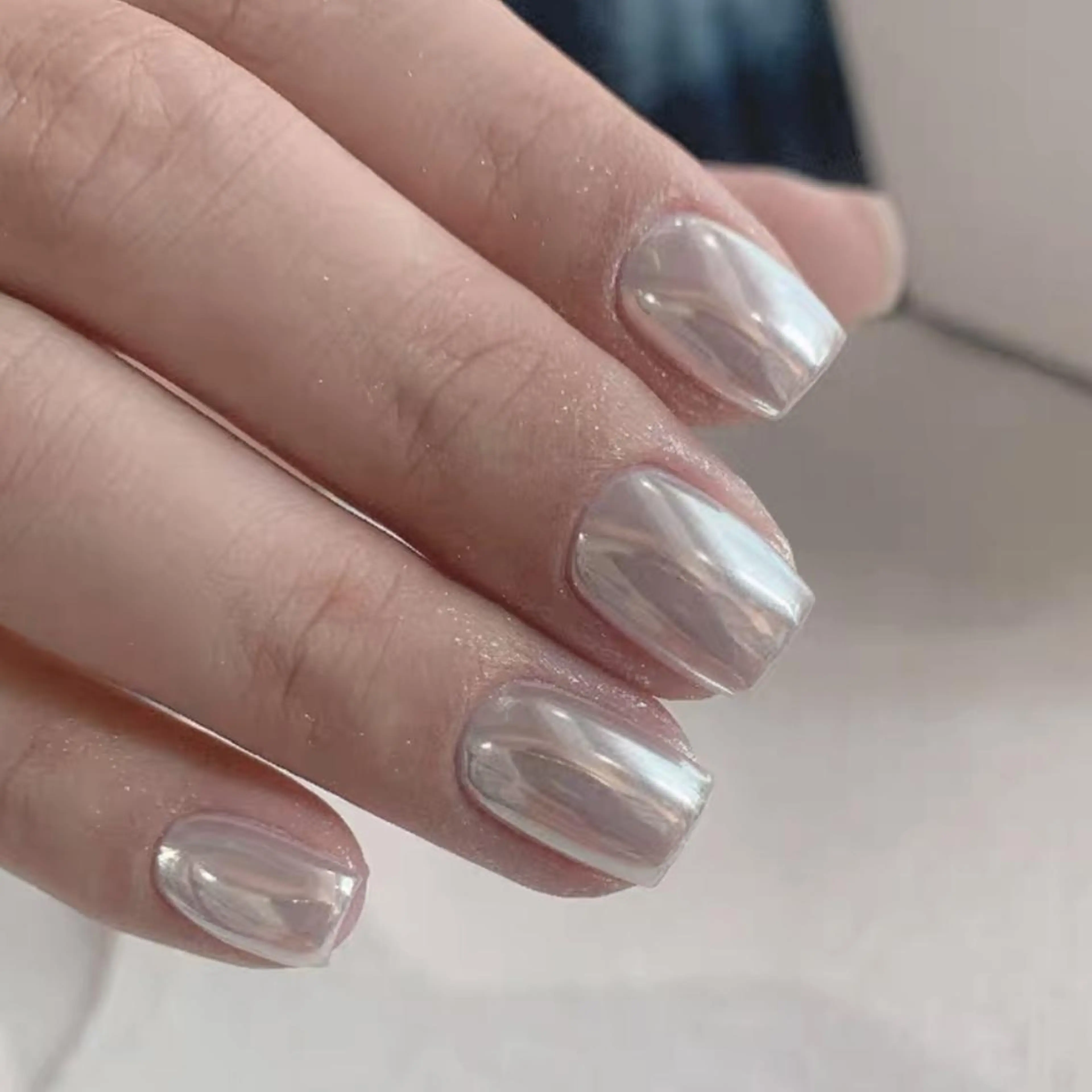 ネイル オーロラネイル ミラーネイル ハンドネイル DIAMOND 💅のネイルデザイン