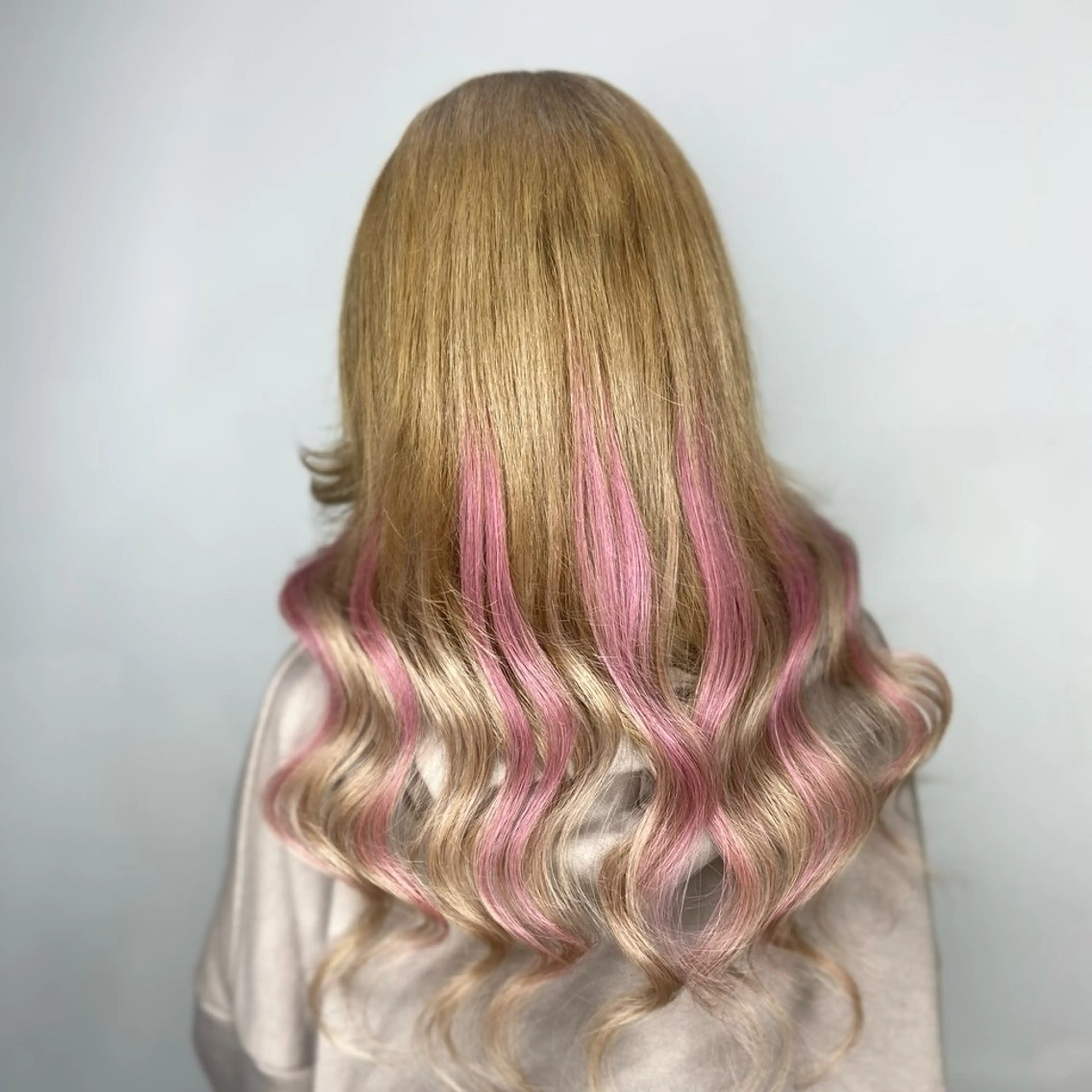 ロング 宇田 真基のヘアスタイル