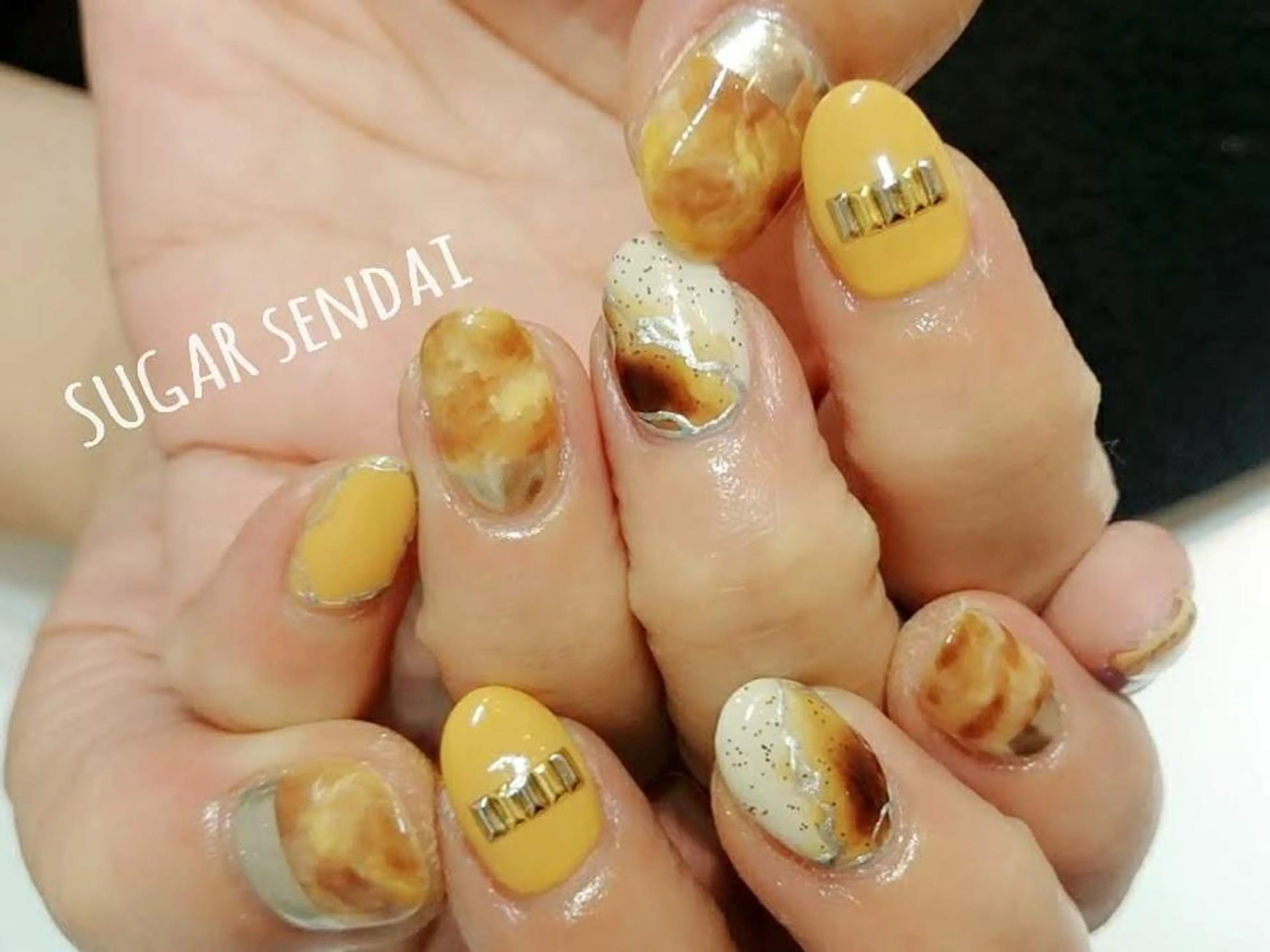 ネイル 鈴木 ゆかりのネイルデザイン