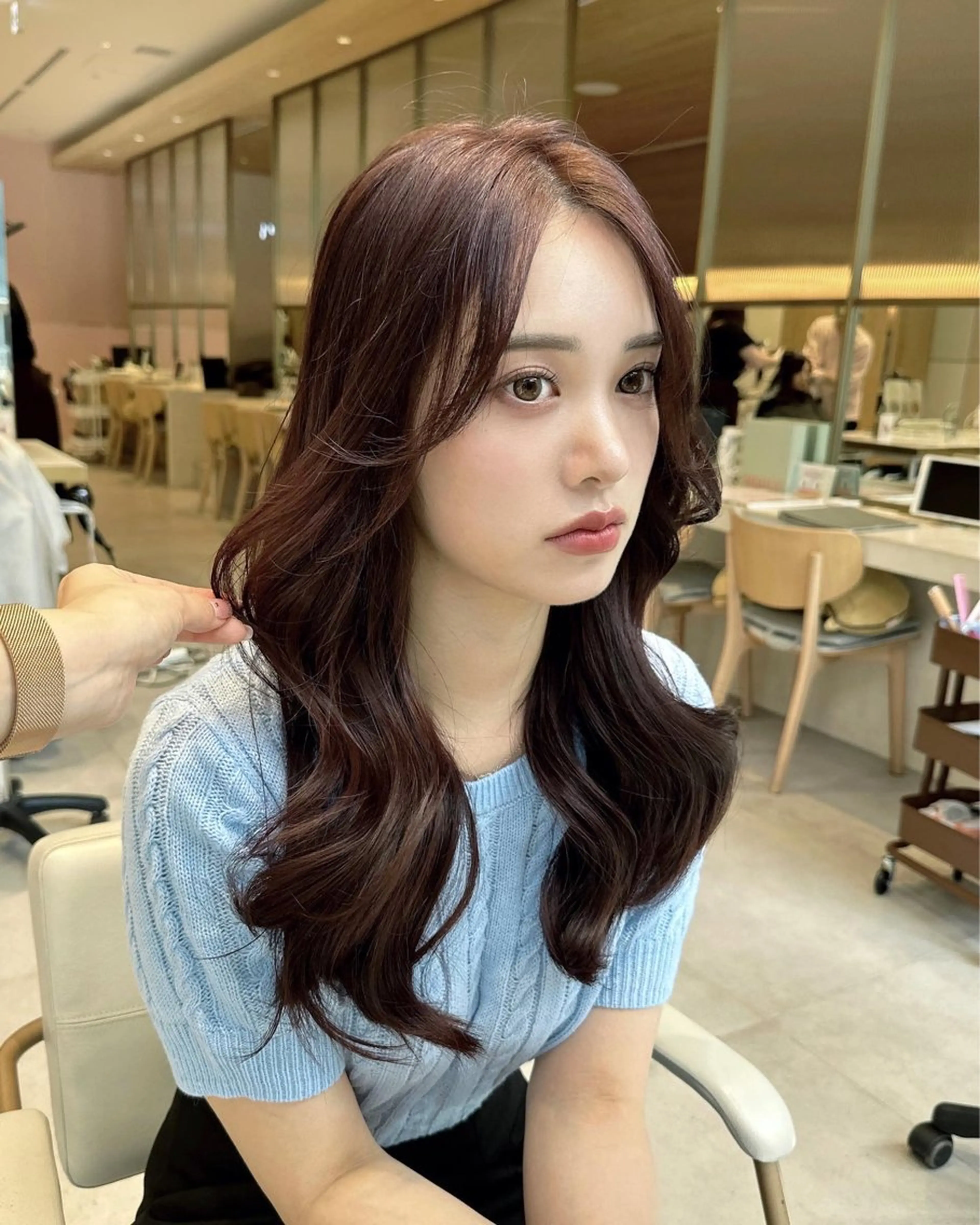 ロング カラー ヘアアレンジ Toiro所属・🤎小顔レイヤー /ベージュ🤎友香のヘアスタイル