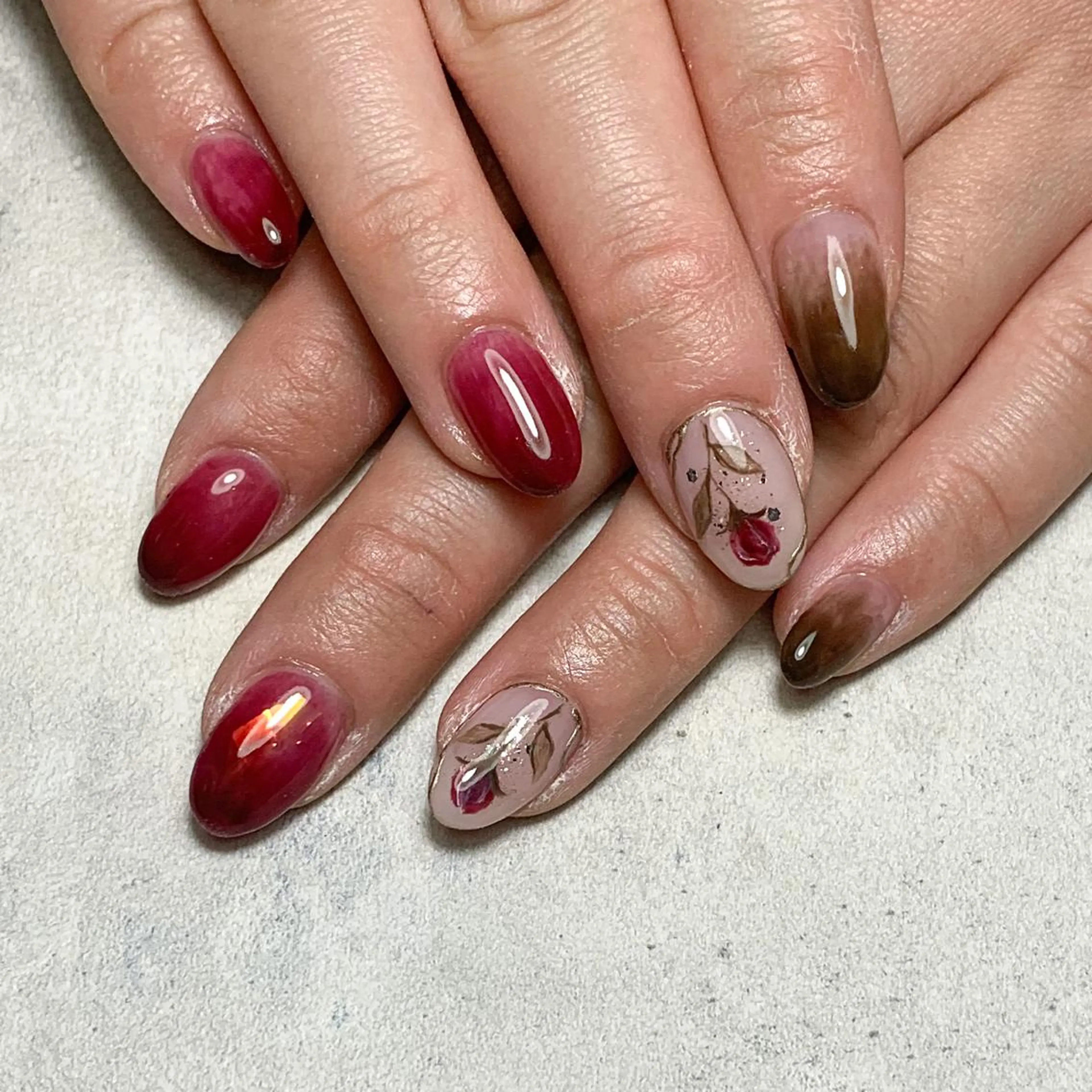 ネイル atelier　FIORITURA所属・FIORITURA aiのネイルデザイン