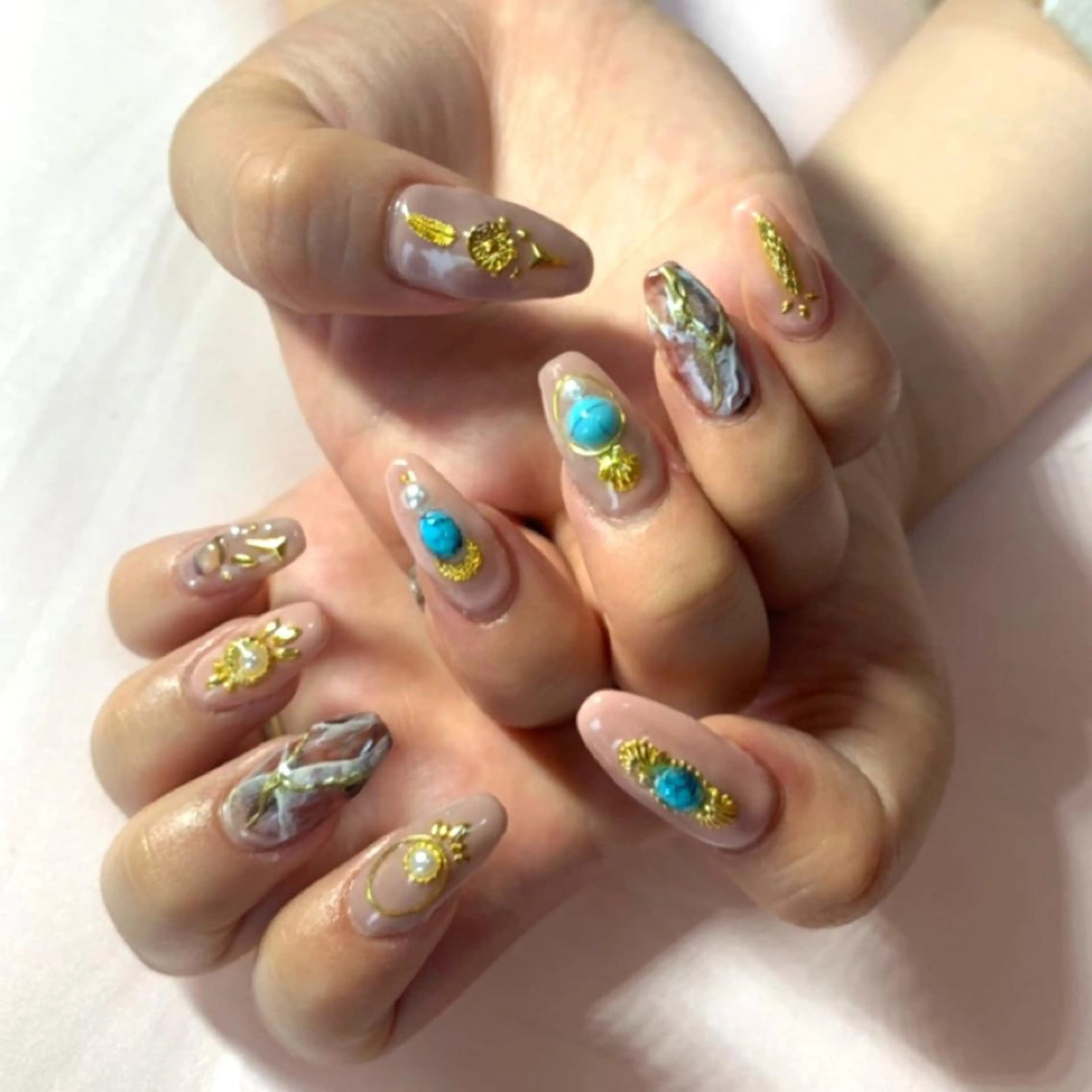 ネイル ハンドネイル フットネイル nailsalon momoのネイルデザイン