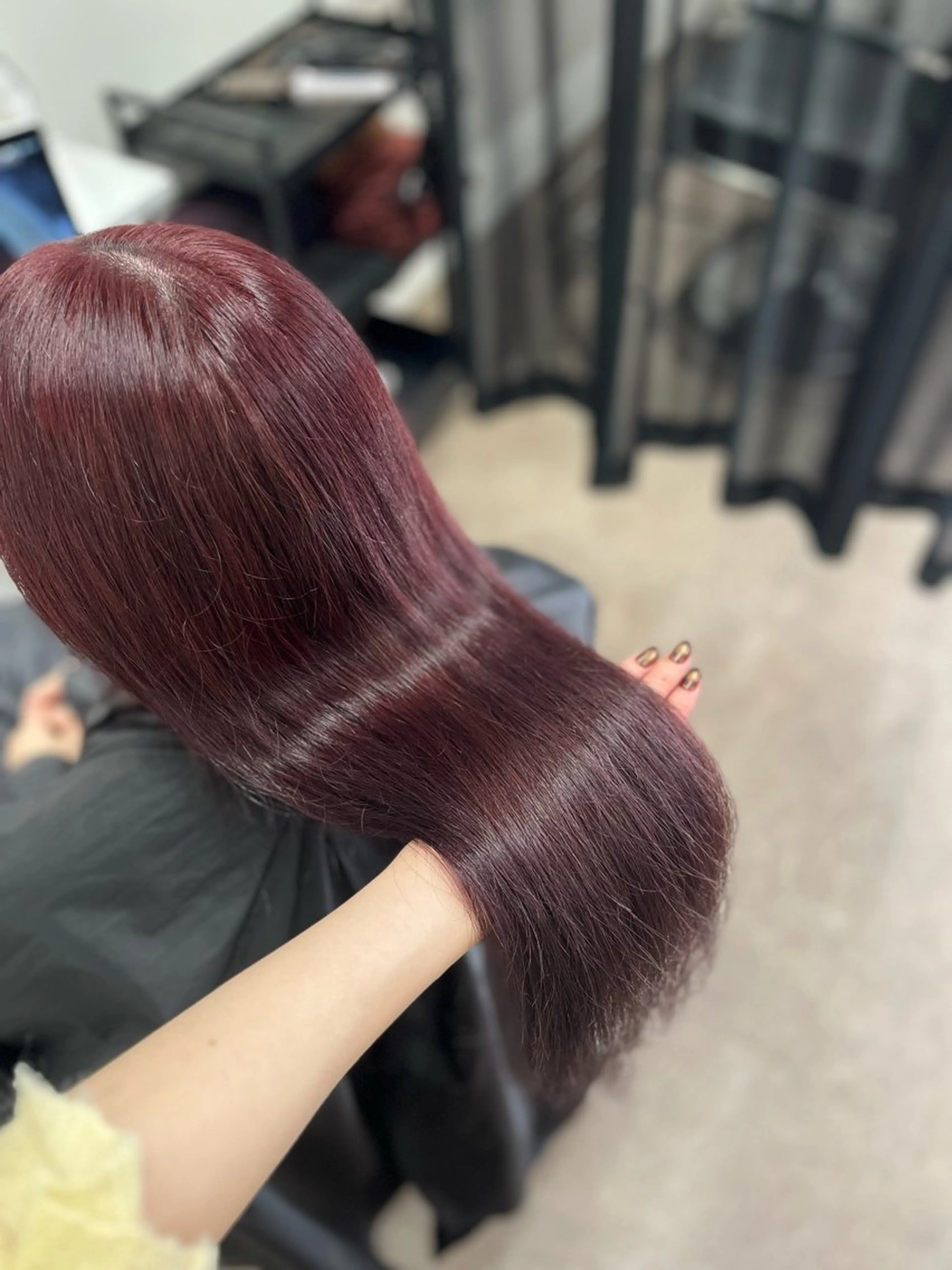 ロング カラー ボルドーカラー カット ヘアカラー 本木下朋花/髪質 改善×ダブルカラーのヘアスタイル