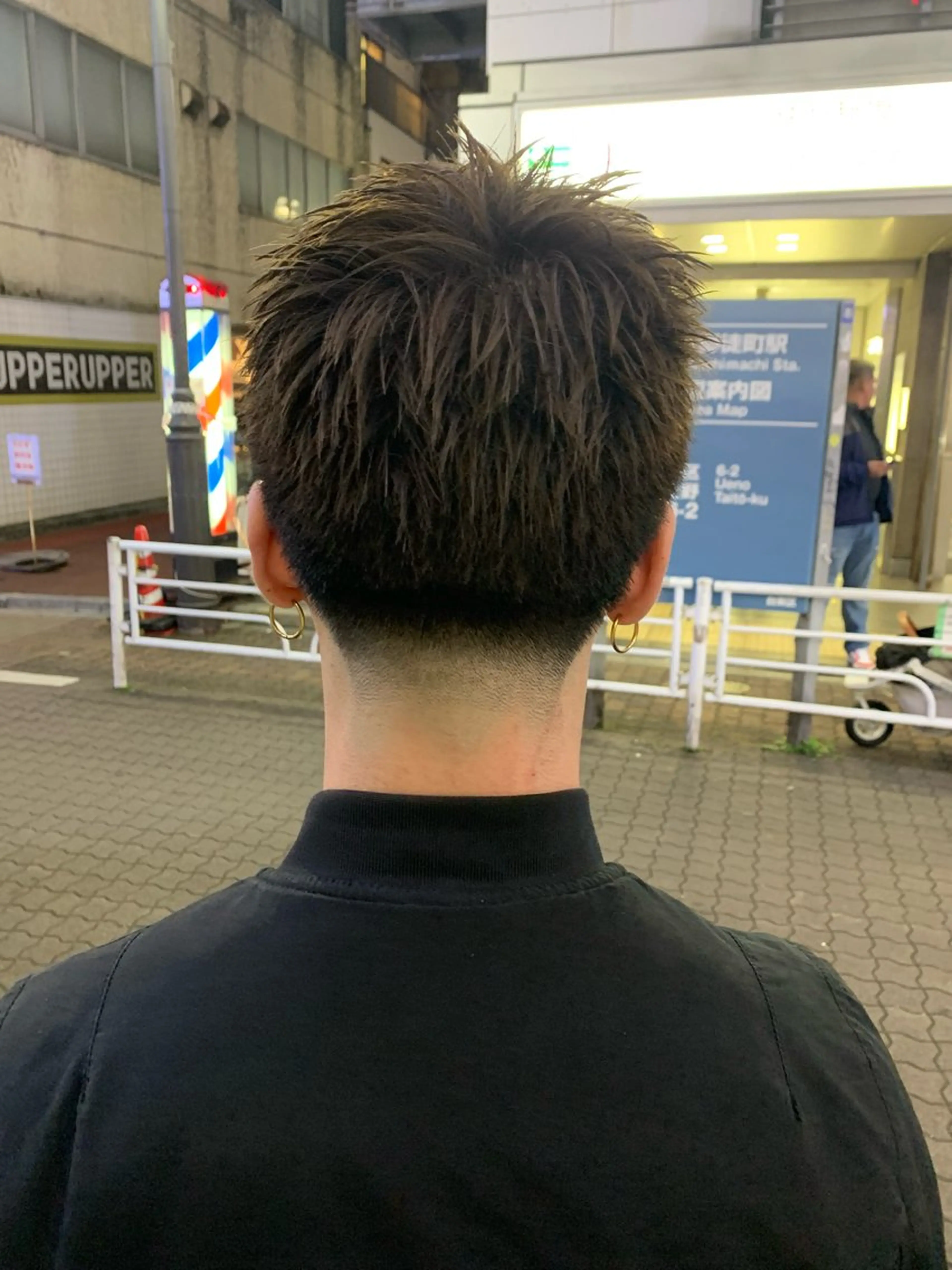 ショート メンズ フェードカット million bucks barber shop 神田店所属・Mr.Ken /ショートパーマのヘアスタイル