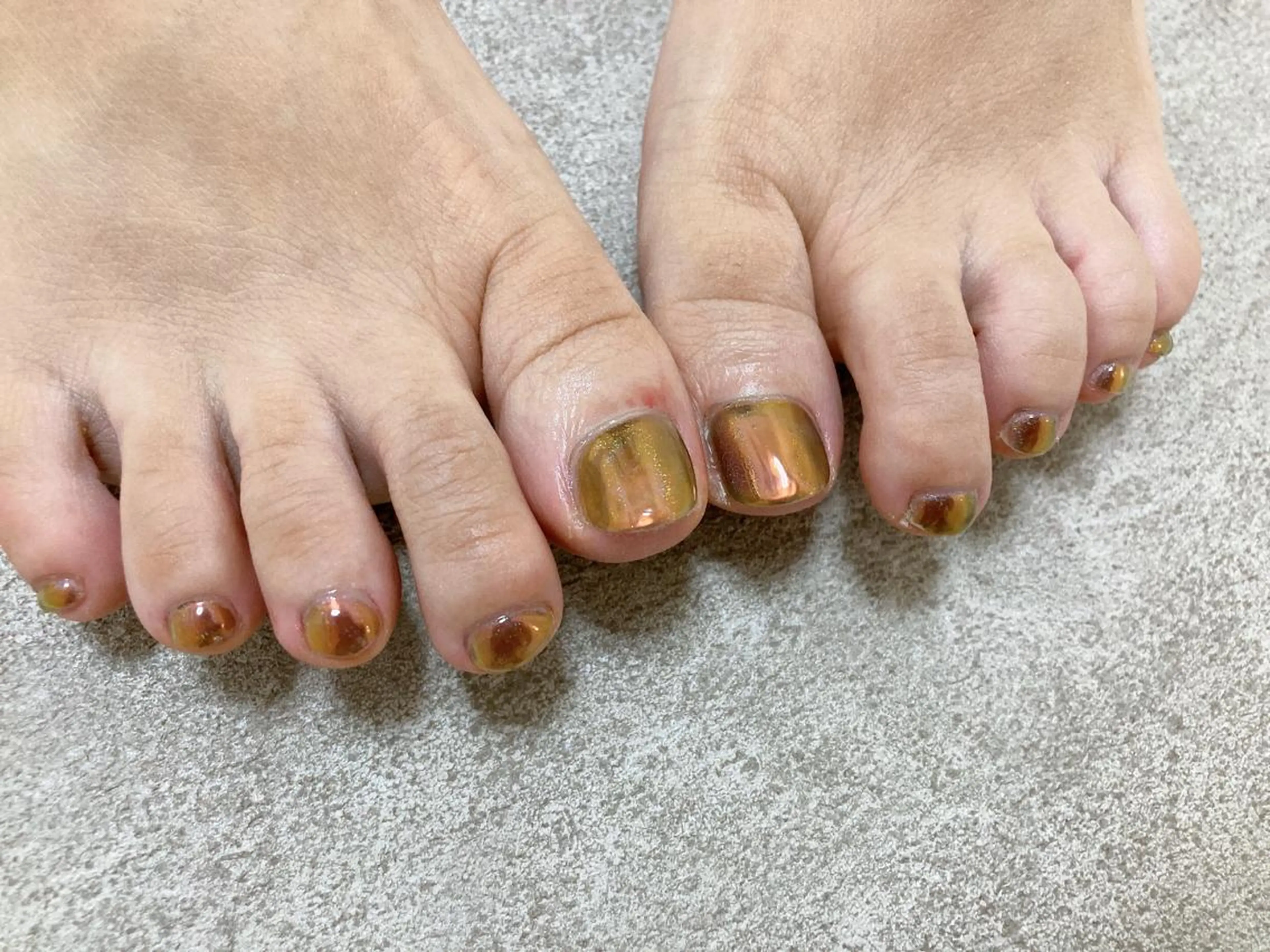 ネイル ブラウン ミラーネイル フットネイル Mogu nail 二子玉川のネイルデザイン