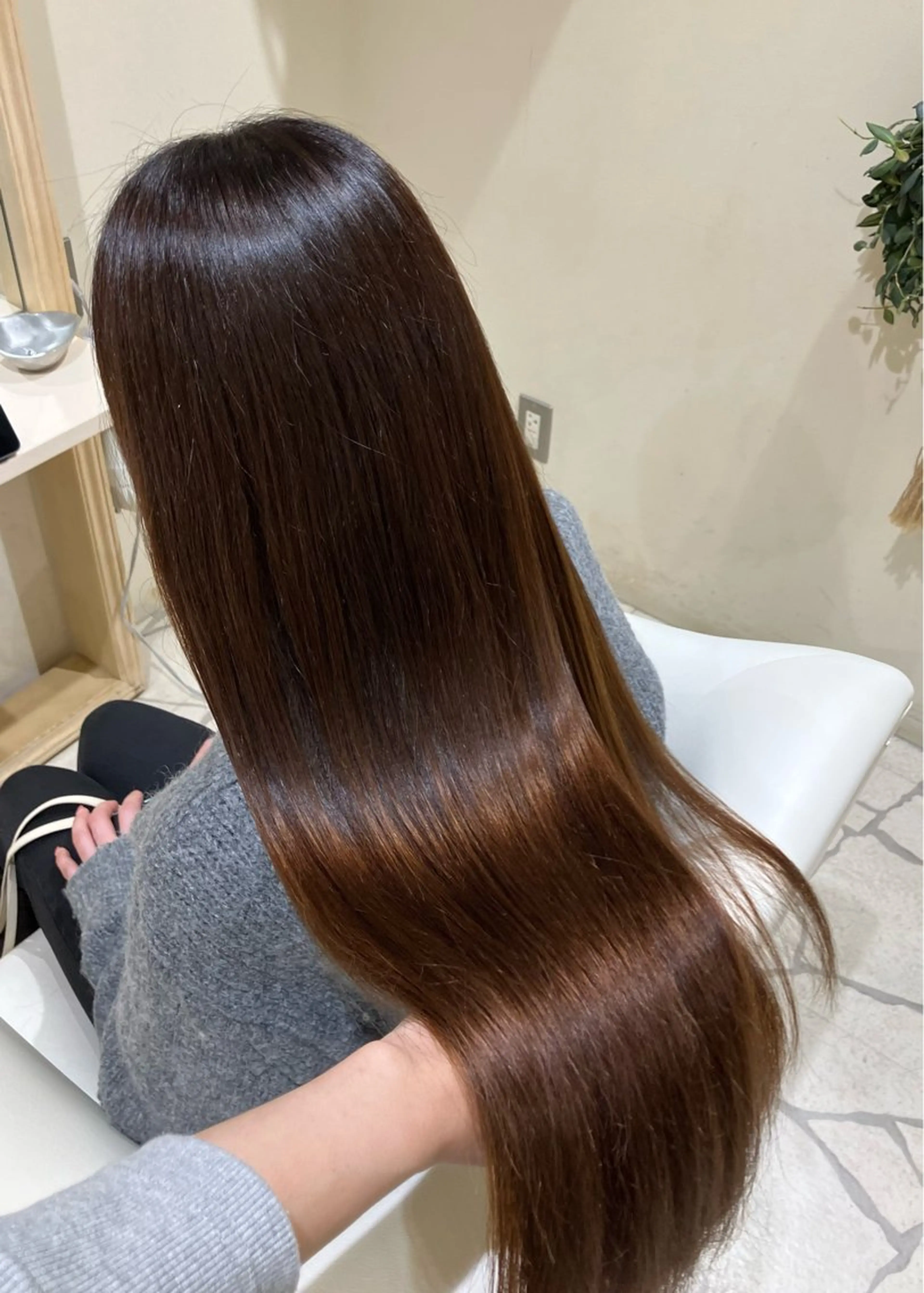 ロング カット ヘアカラー トリートメント CYAN.栄店所属・久野 紗愛のヘアスタイル