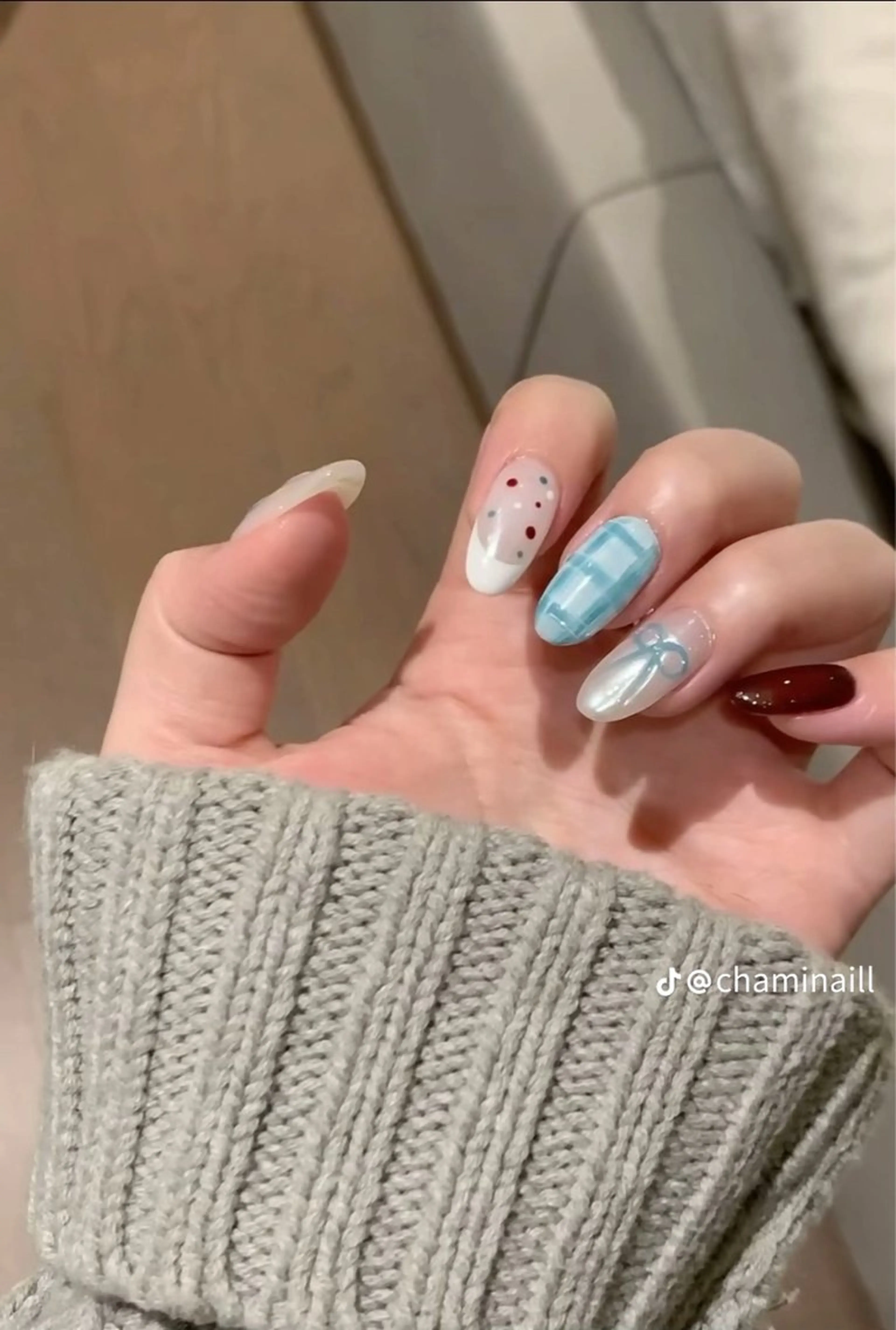 ネイル ワンカラーネイル ハンドネイル 波 なみのネイルデザイン